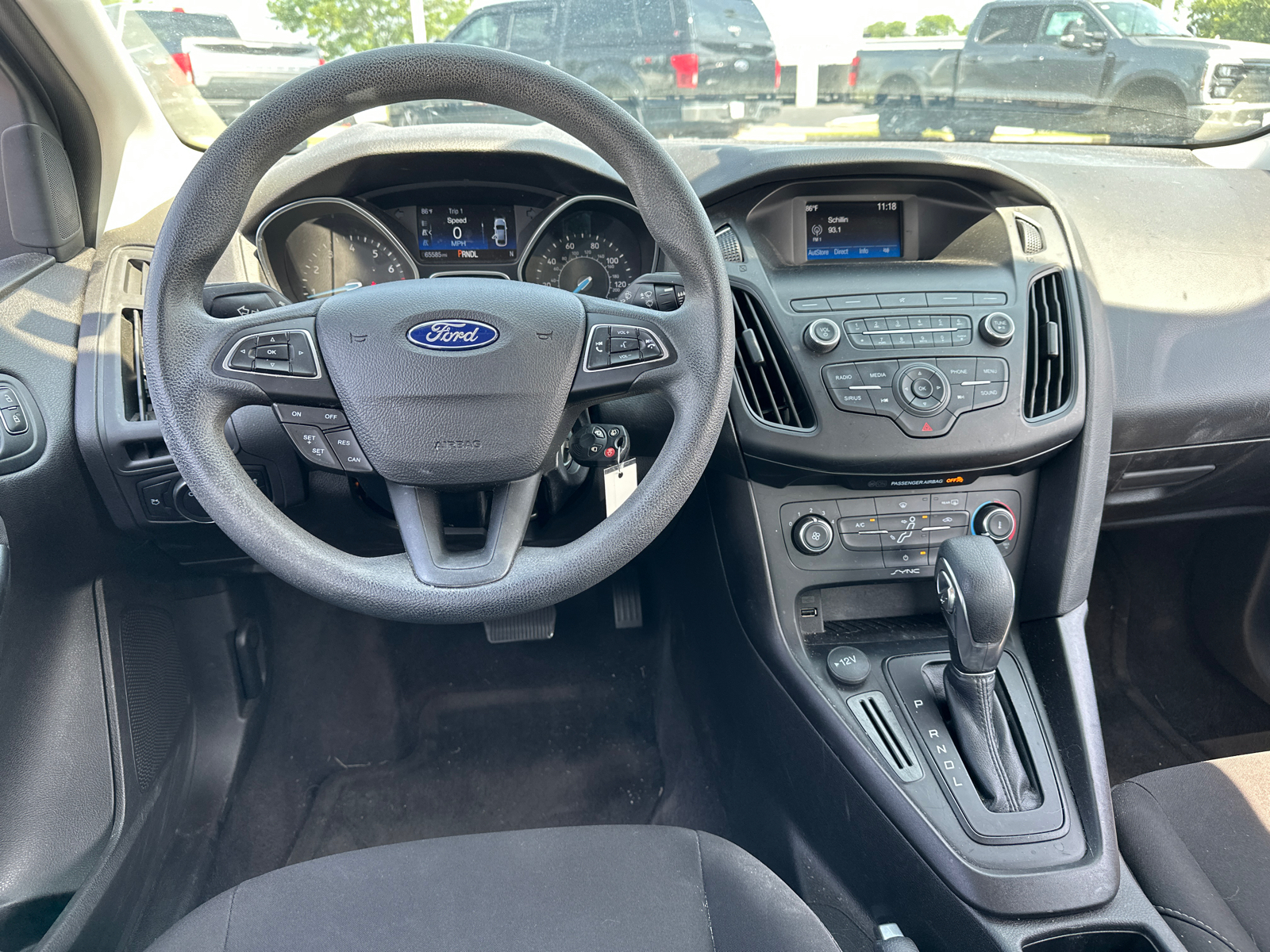 2018 Ford Focus SE 16