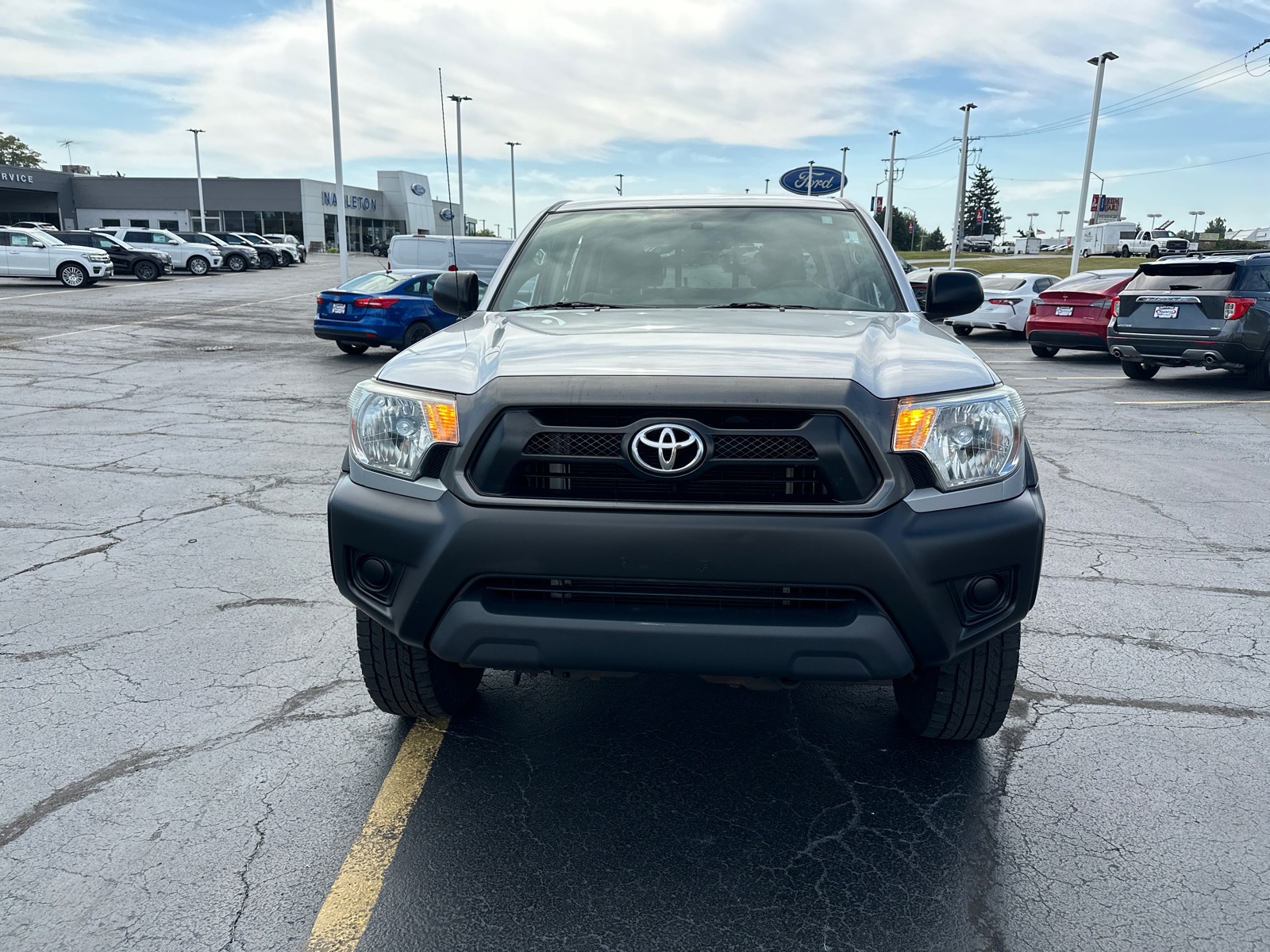 2013 Toyota Tacoma PreRunner 2WD Double Cab I4 AT 11