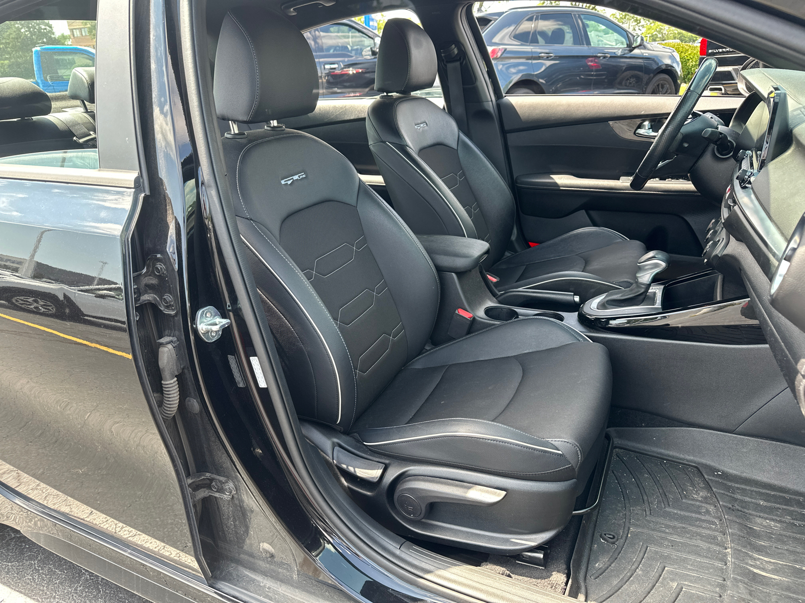 2020 Kia Forte GT-Line 32