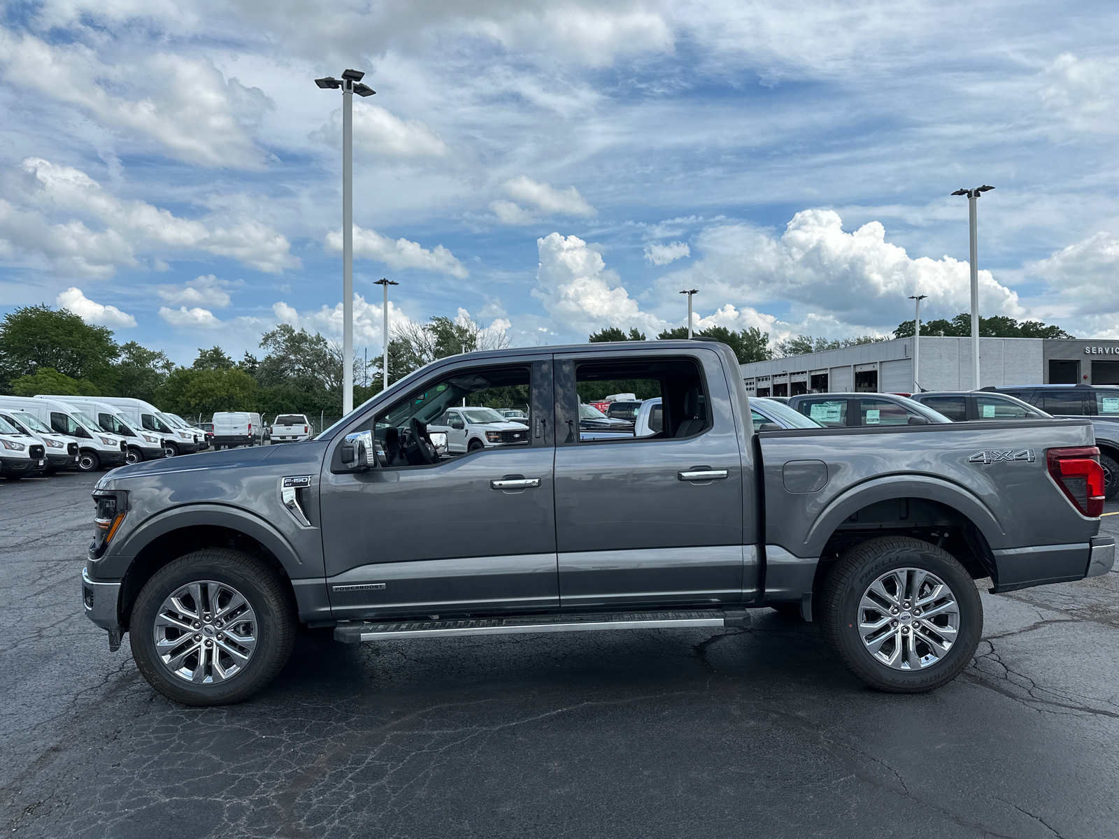 2024 Ford F-150 XLT 4WD SuperCrew 5.5 Box 5