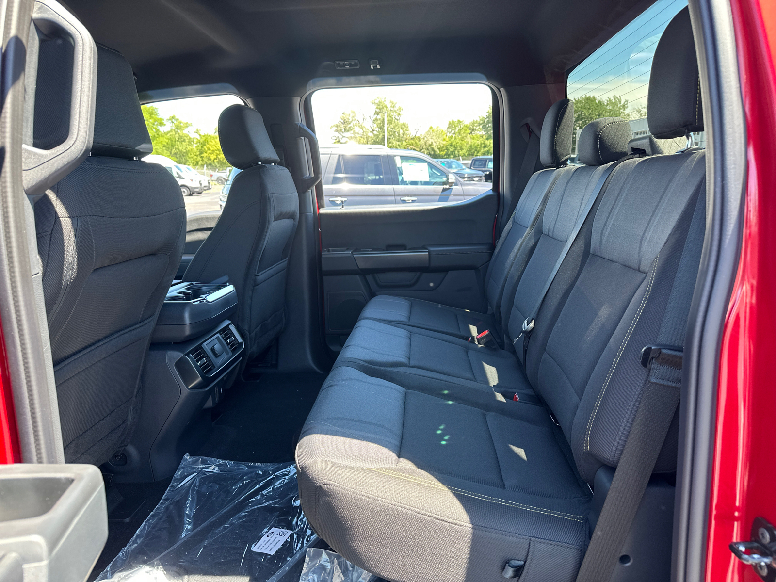 2024 Ford F-150 STX 4WD SuperCrew 5.5 Box 30