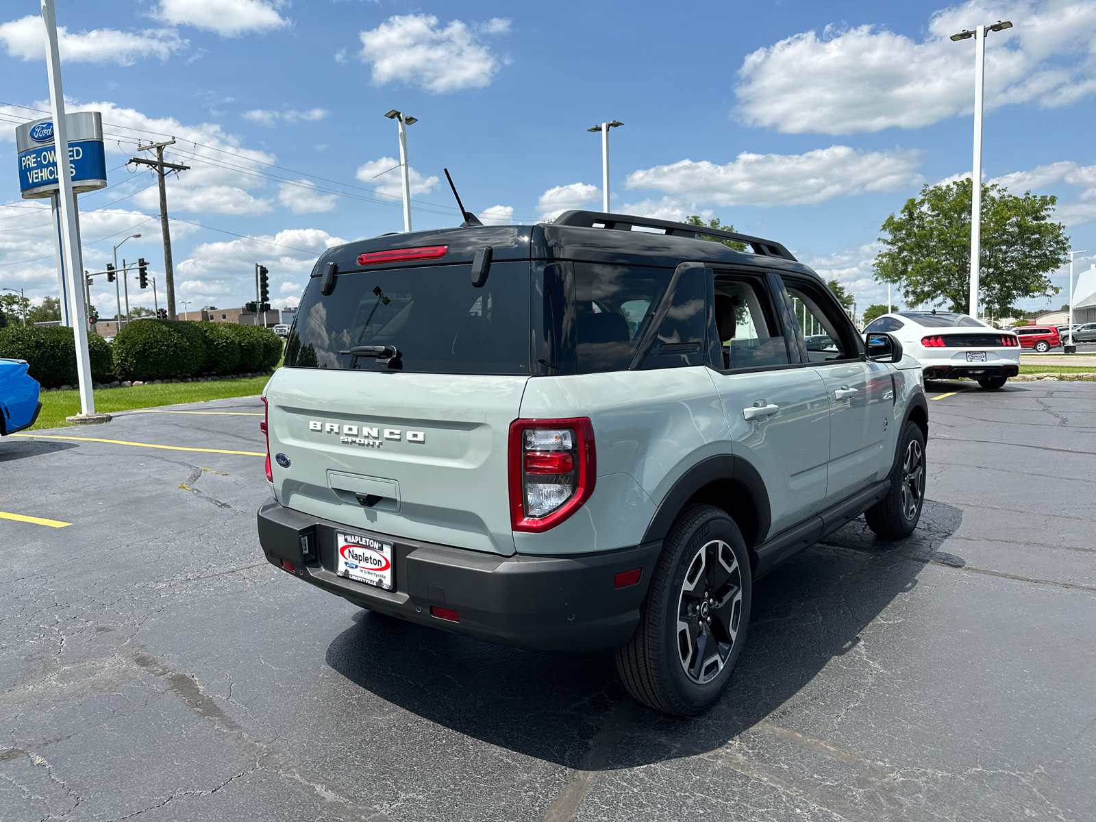 2024 Ford Bronco Sport Outer Banks 8