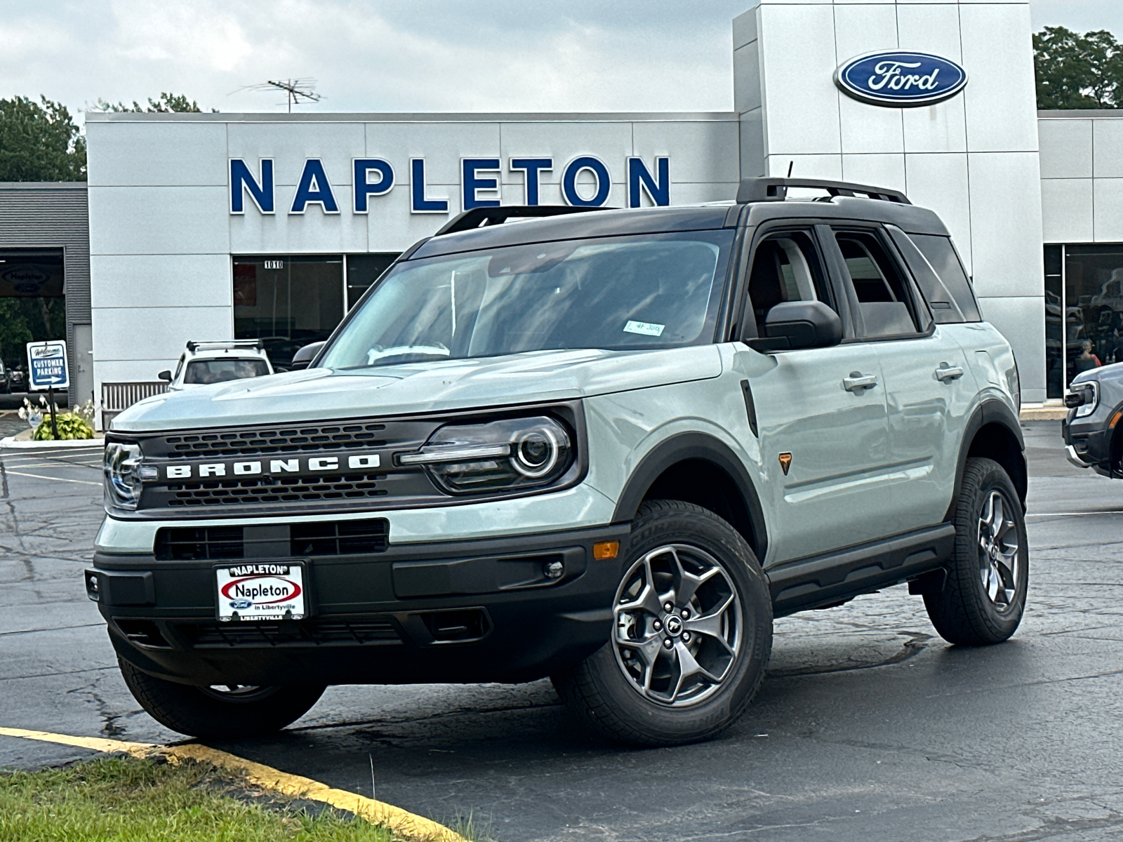 2024 Ford Bronco Sport Badlands 1