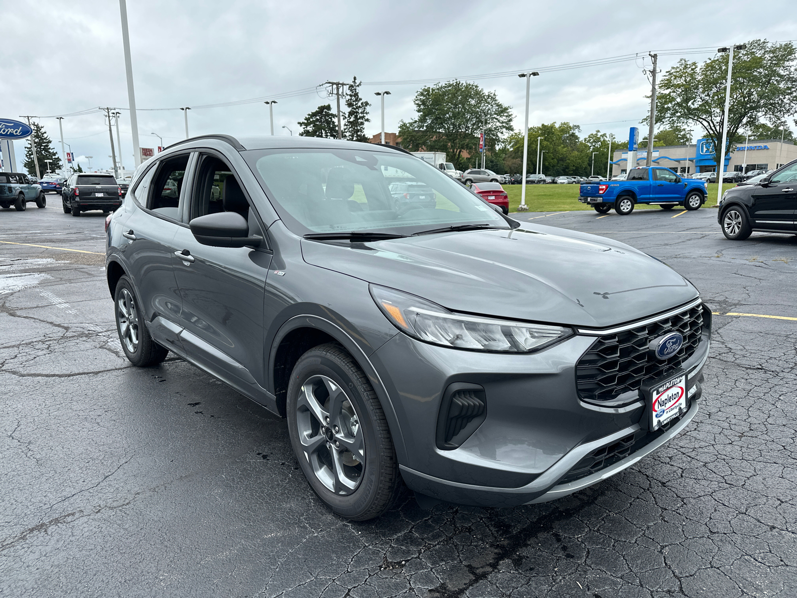 2024 Ford Escape ST-Line 10