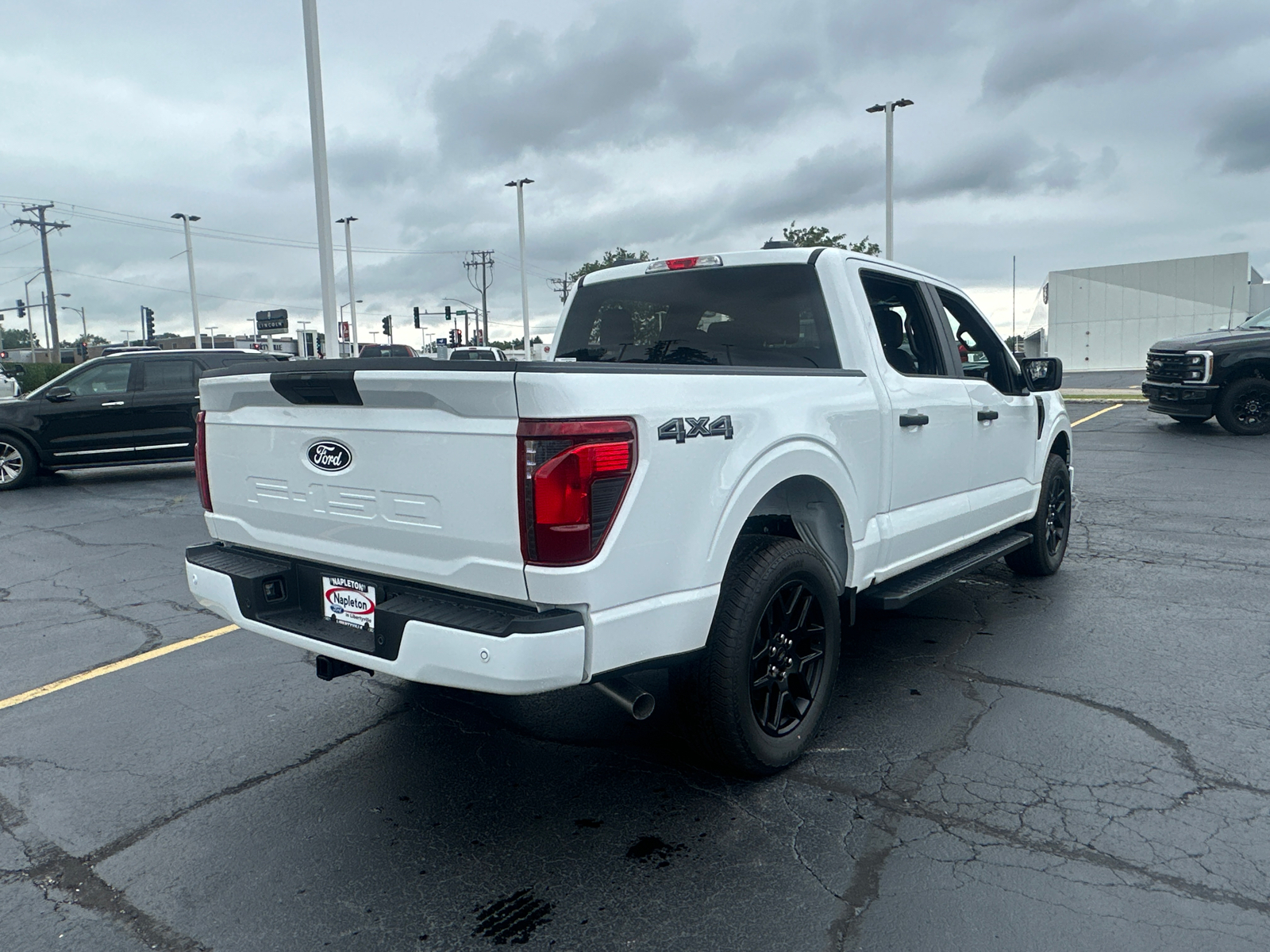 2024 Ford F-150 STX 4WD SuperCrew 5.5 Box 8