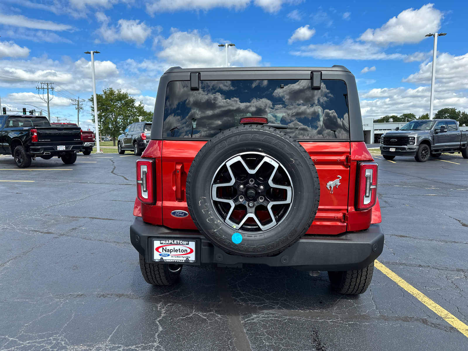 2024 Ford Bronco Outer Banks 7