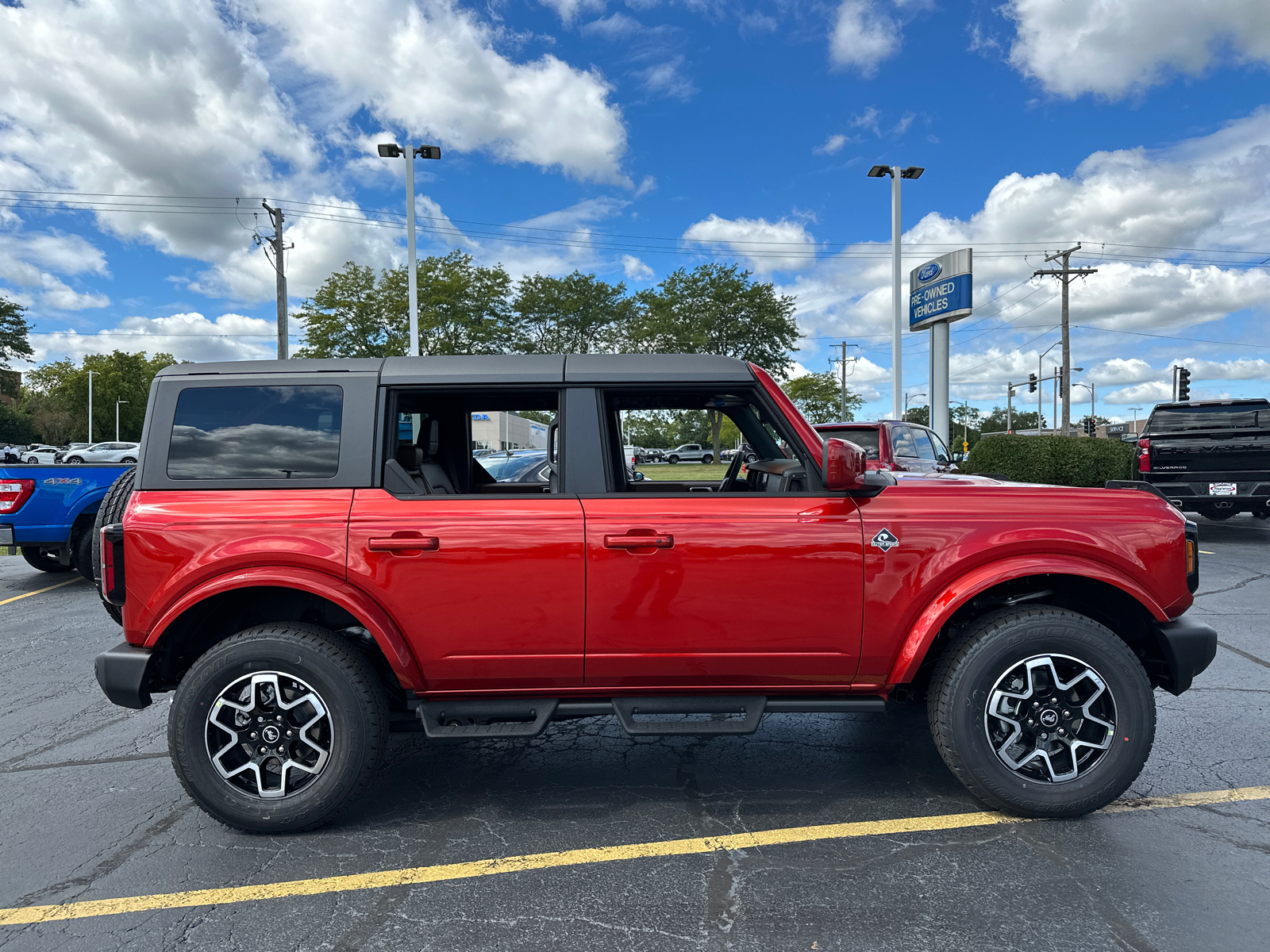 2024 Ford Bronco Outer Banks 9