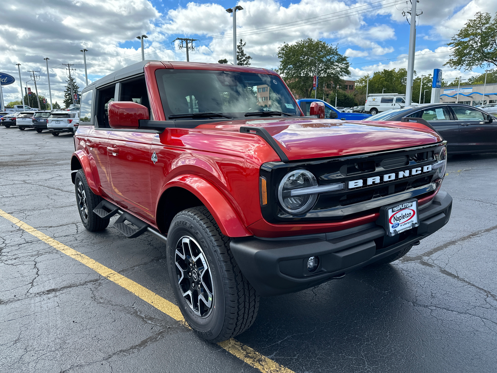 2024 Ford Bronco Outer Banks 10