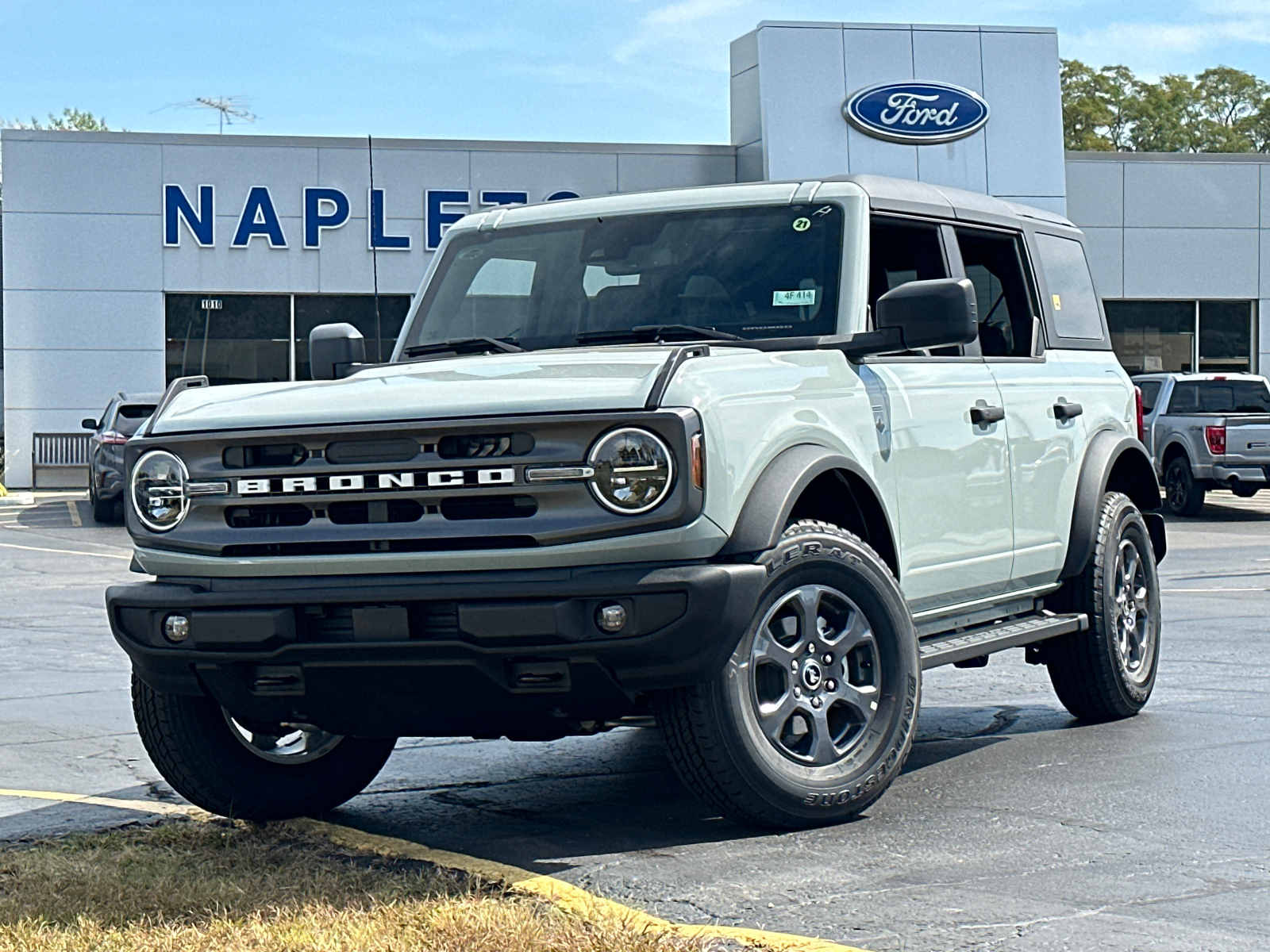 2024 Ford Bronco Big Bend 1