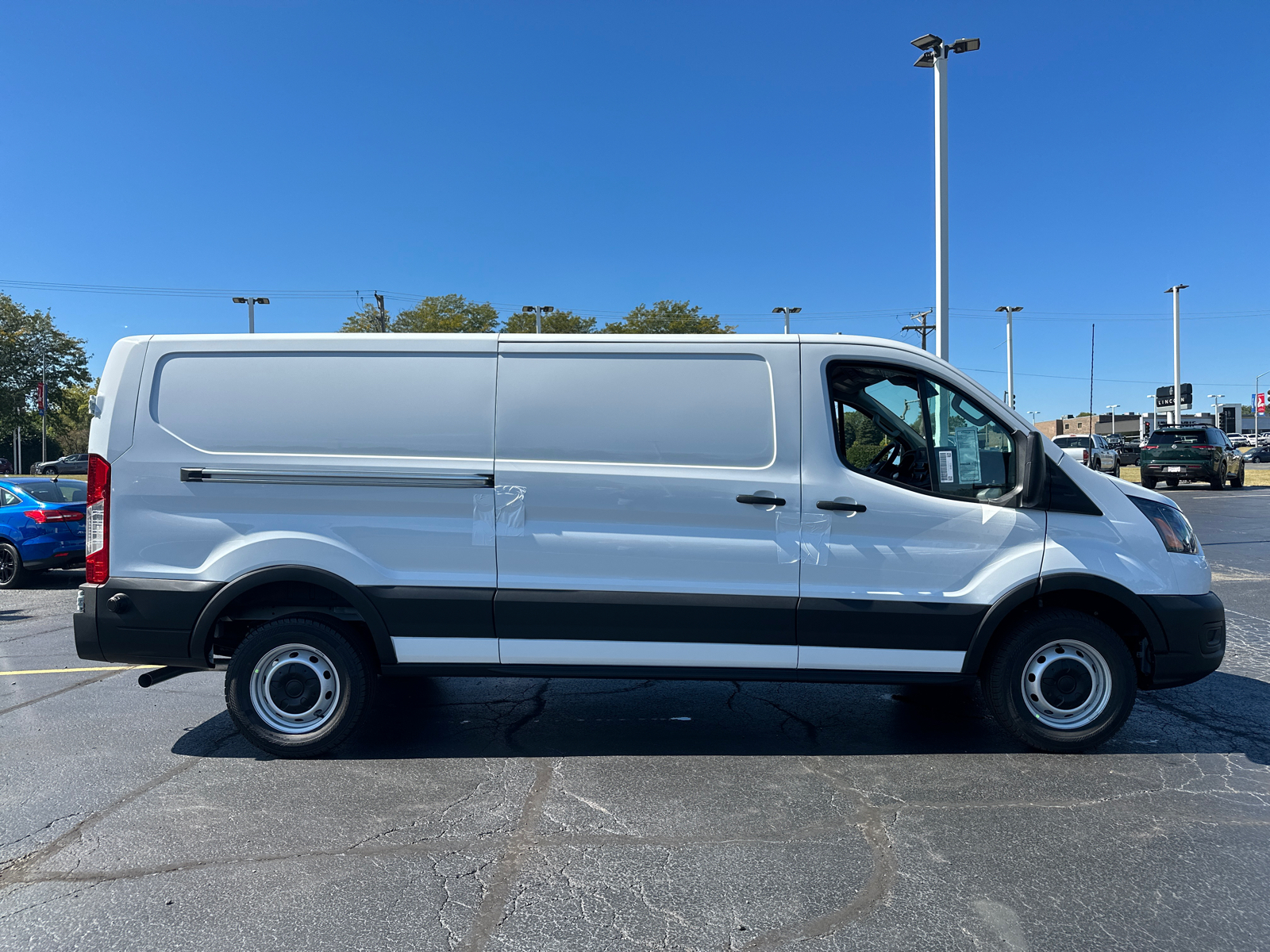 2024 Ford Transit T-250 148  LOW RF 9070 GV 9