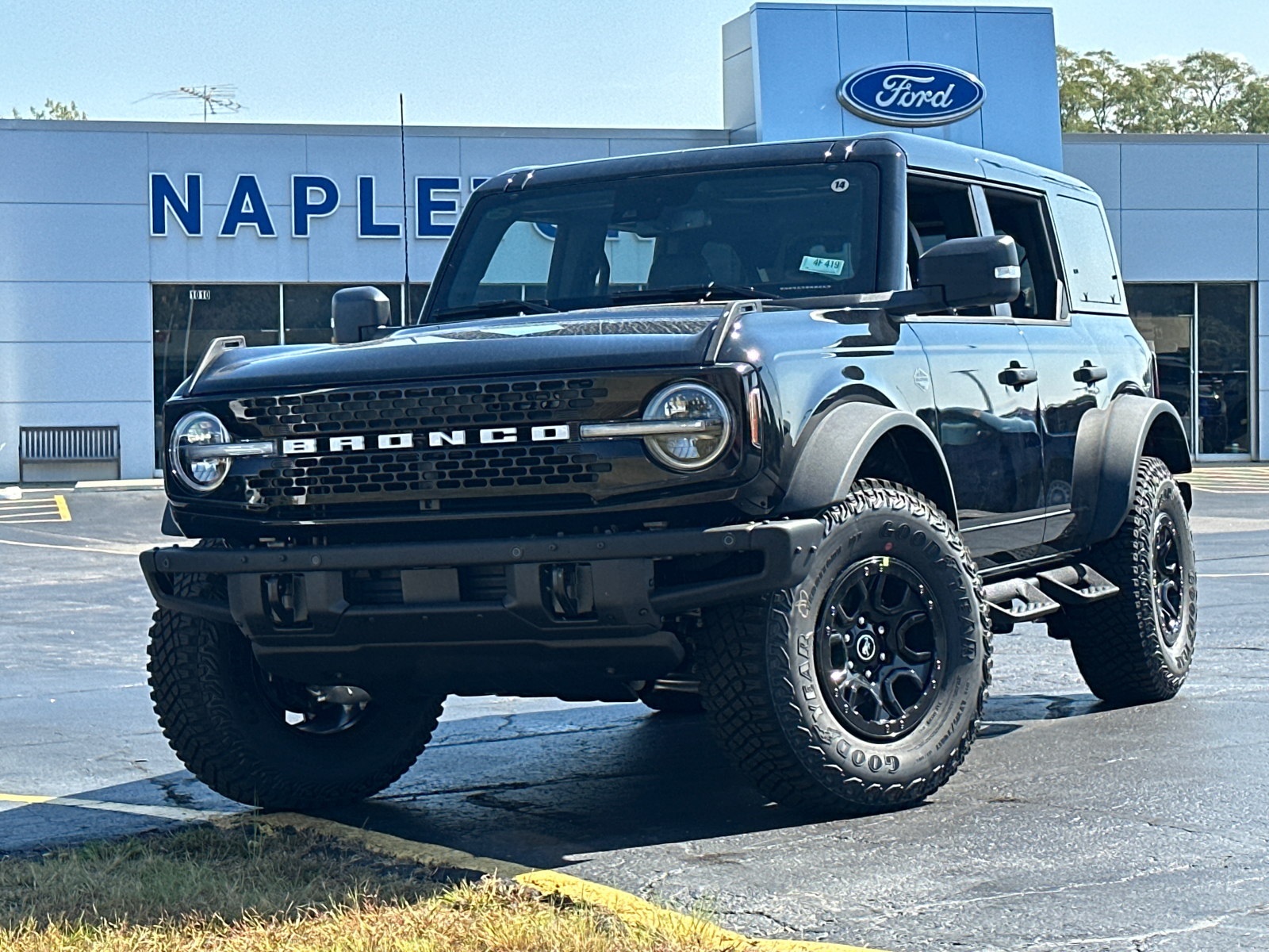 2024 Ford Bronco Wildtrak 1