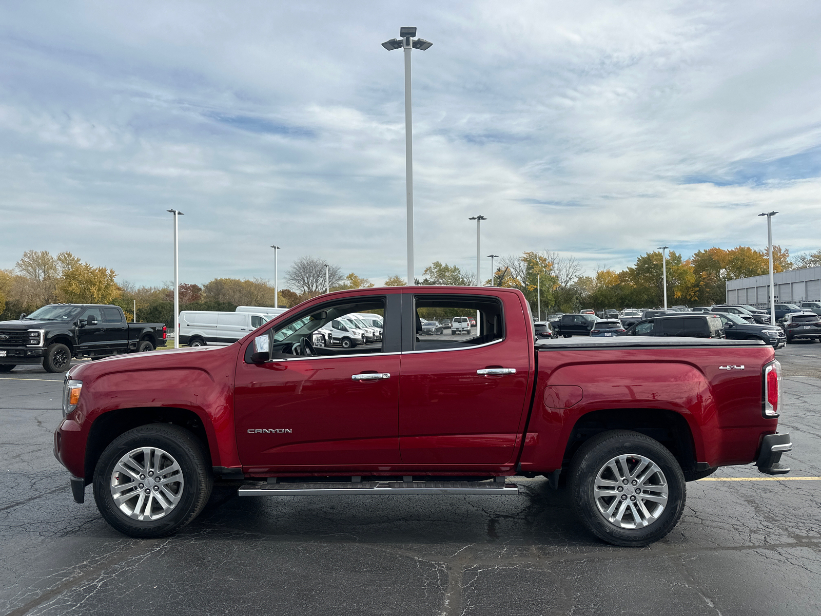 2018 GMC Canyon 4WD SLT Crew Cab 128.3 5