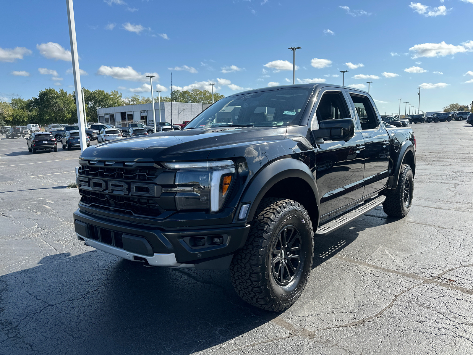 2024 Ford F-150 Raptor 4WD SuperCrew 5.5 Box 4