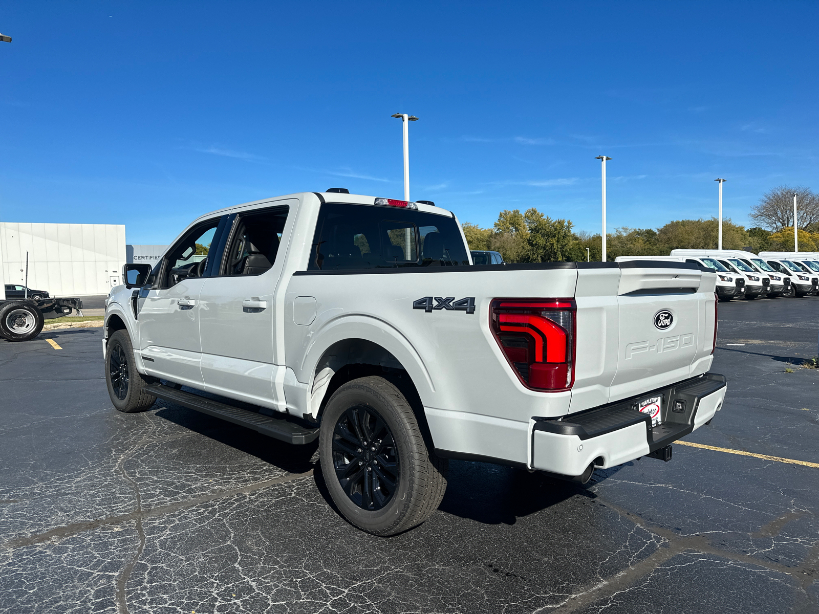 2024 Ford F-150 LARIAT 4WD SuperCrew 5.5 Box 6