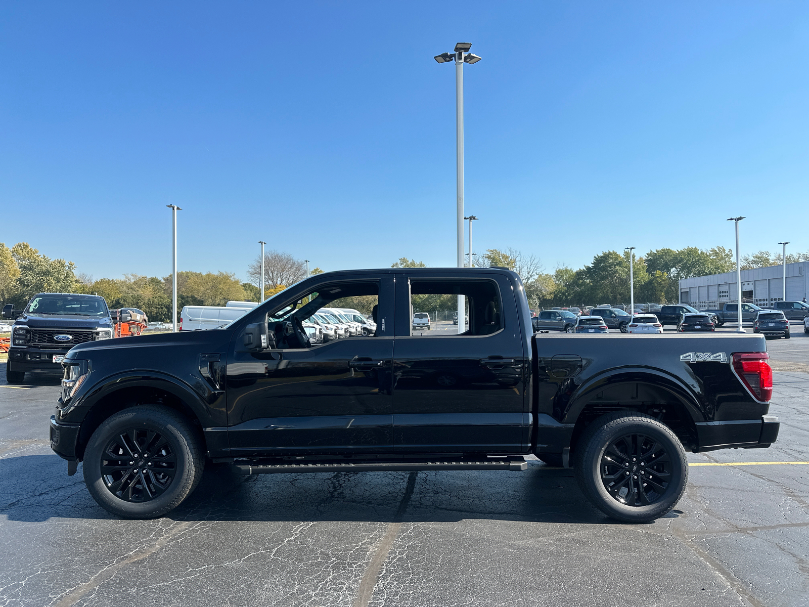 2024 Ford F-150 XLT 4WD SuperCrew 5.5 Box 5