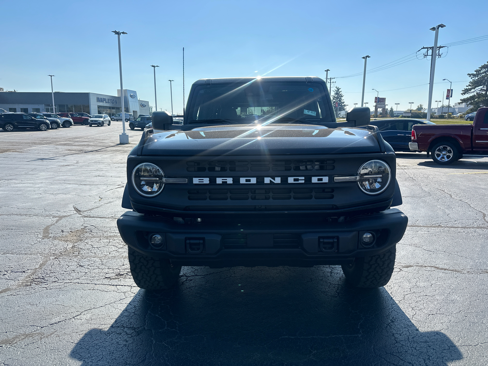 2024 Ford Bronco Black Diamond 3