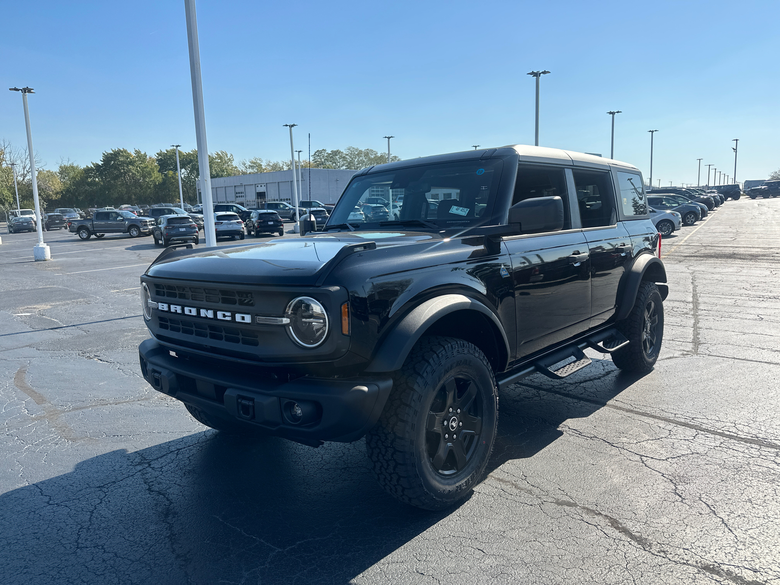 2024 Ford Bronco Black Diamond 4