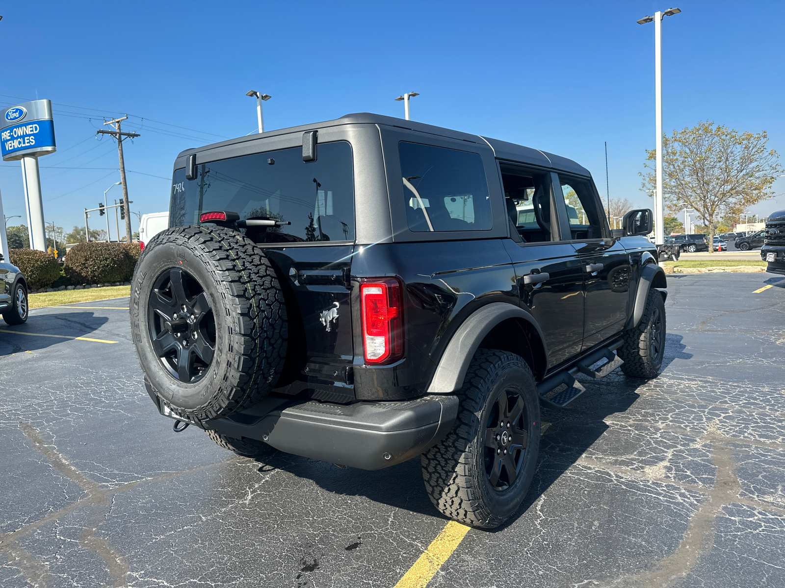 2024 Ford Bronco Black Diamond 8