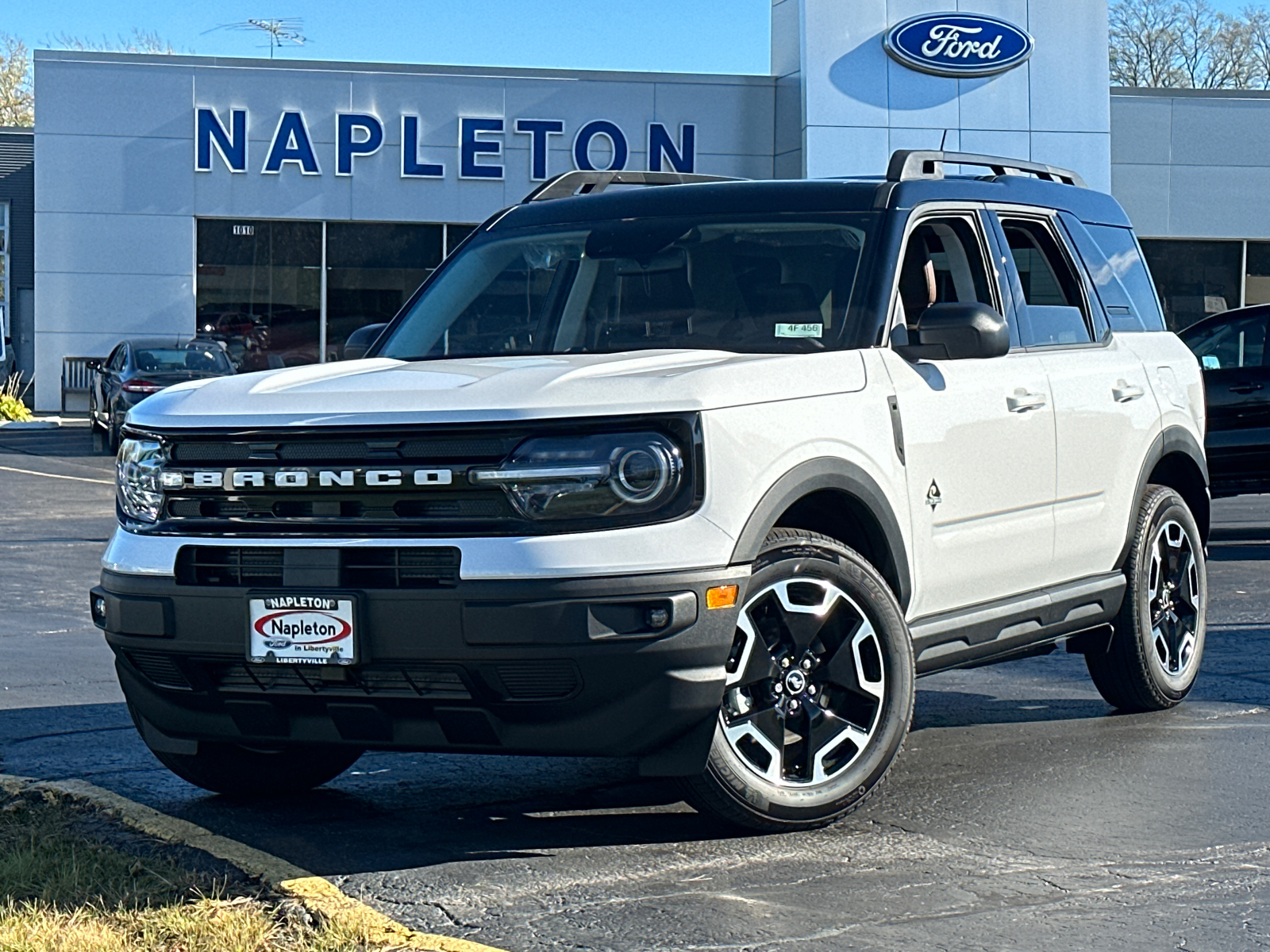 2024 Ford Bronco Sport Outer Banks 1