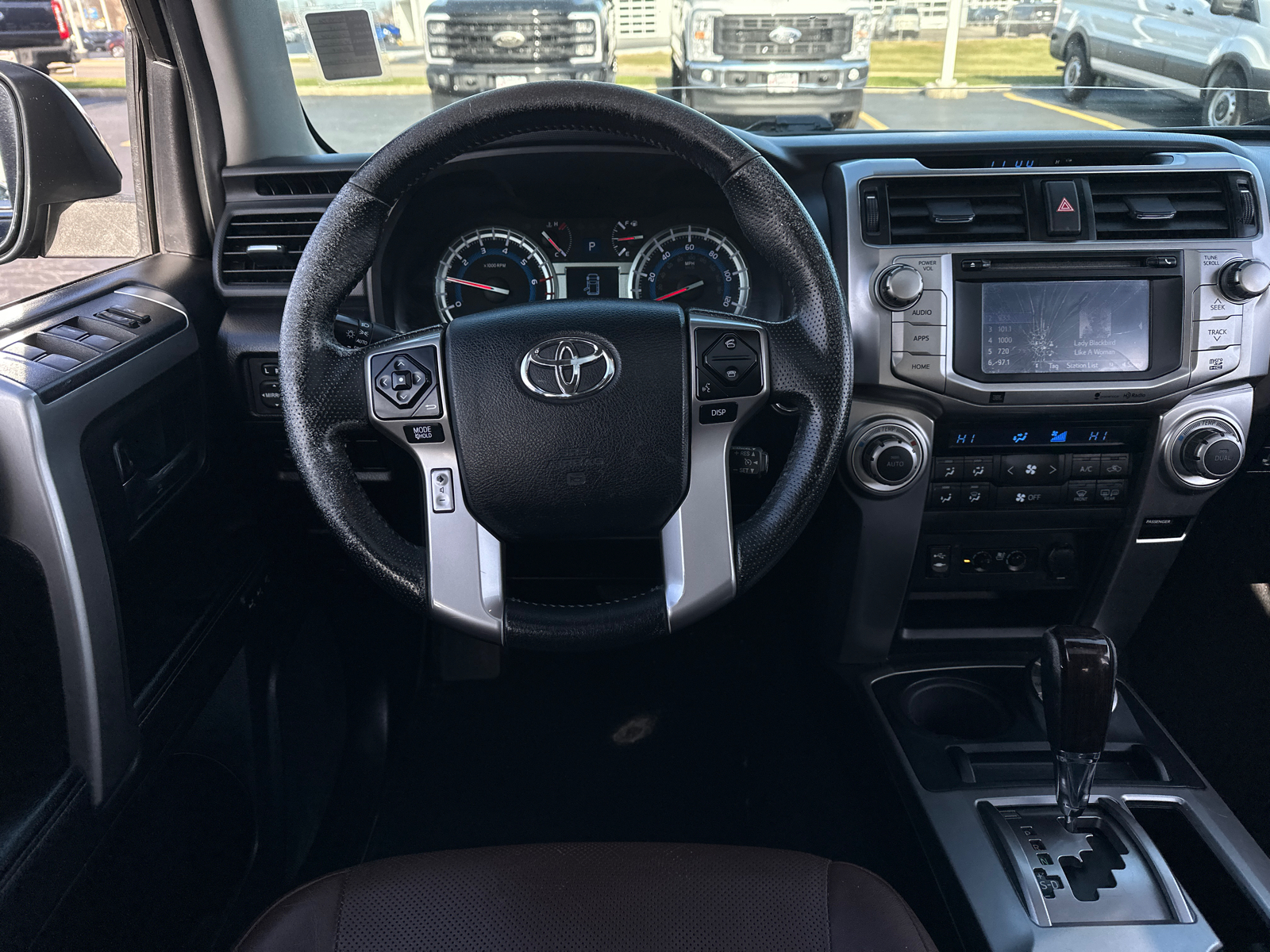 2015 Toyota 4Runner SR5 16