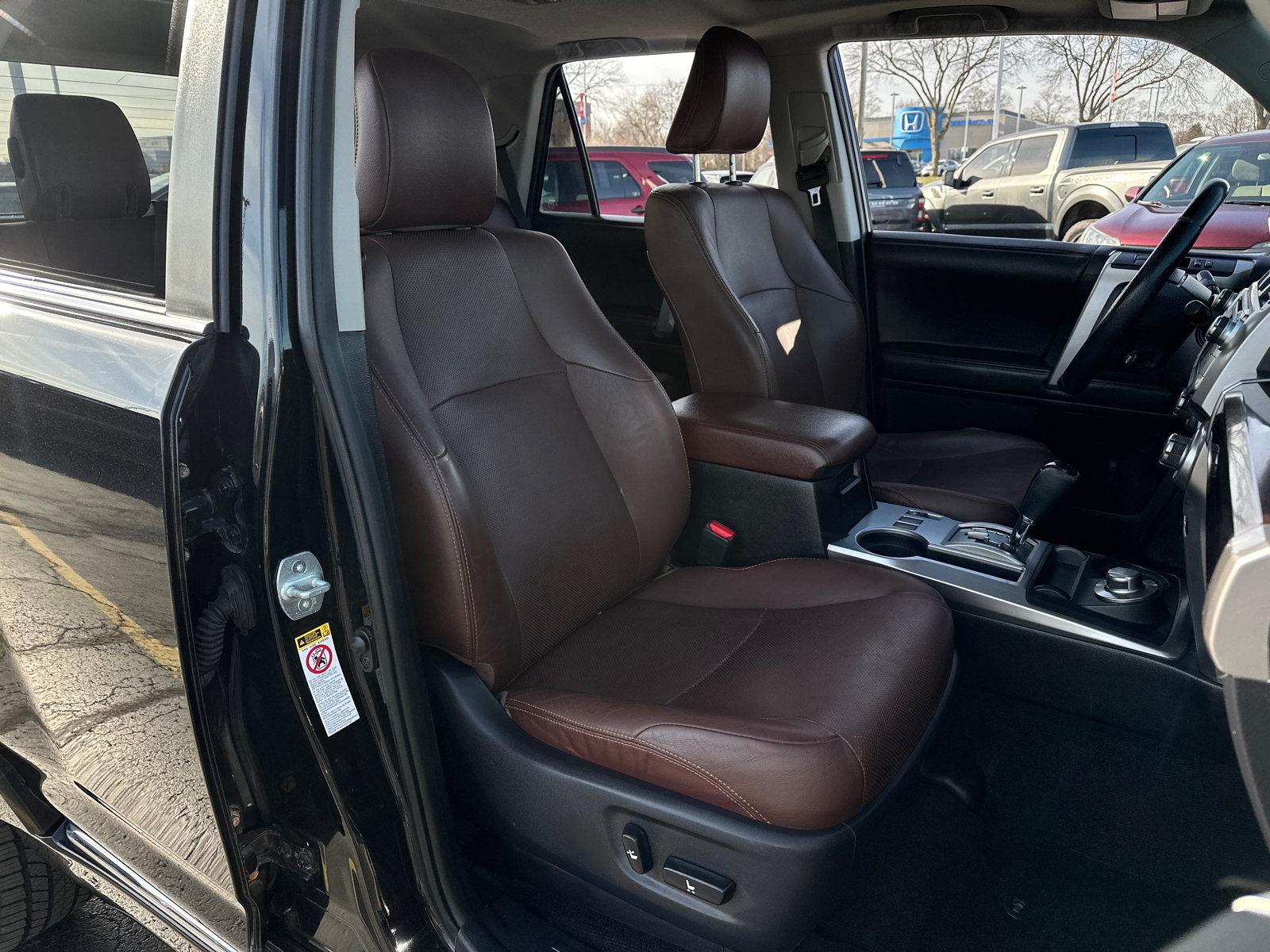 2015 Toyota 4Runner SR5 34