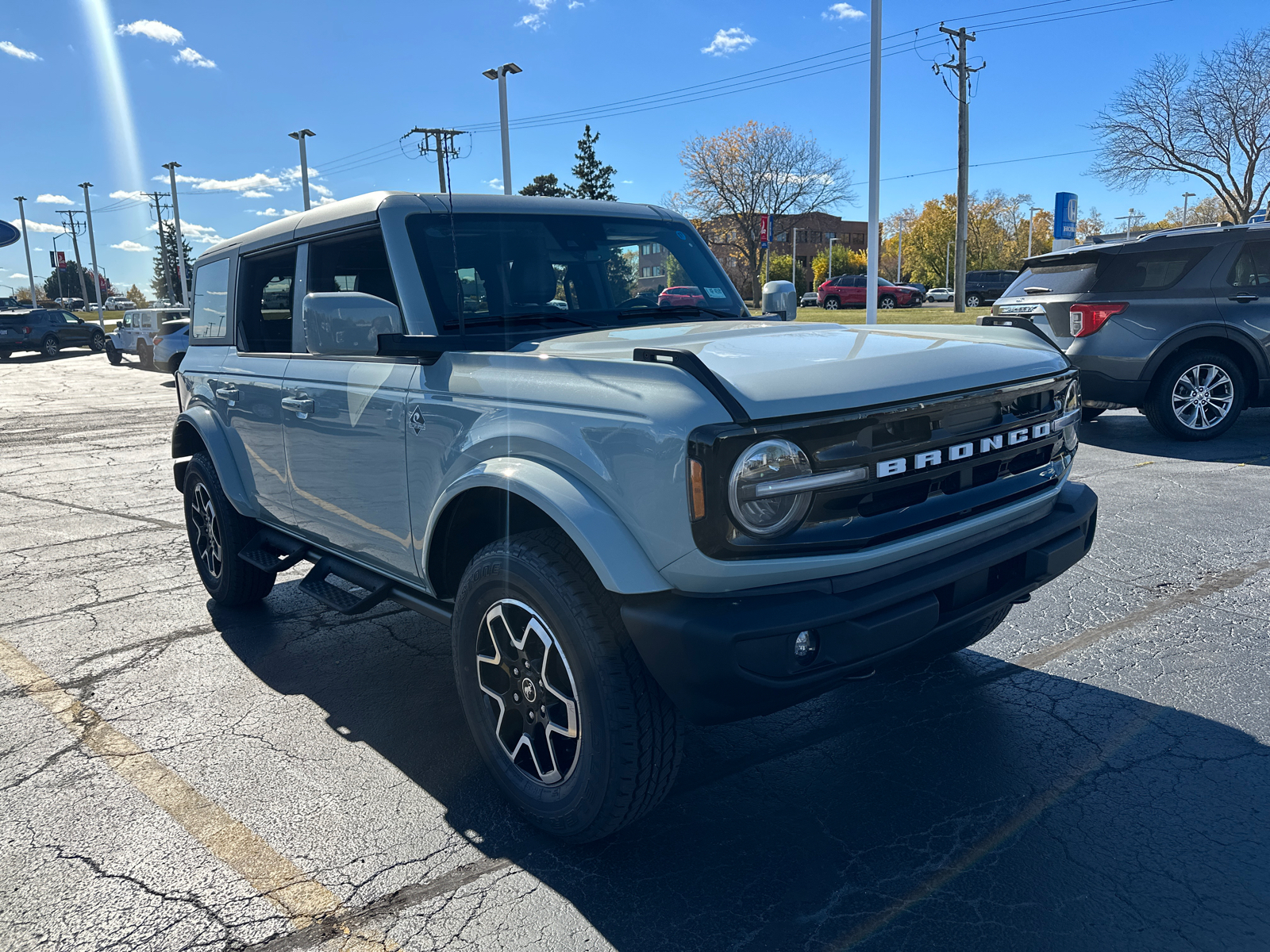 2024 Ford Bronco Outer Banks 10