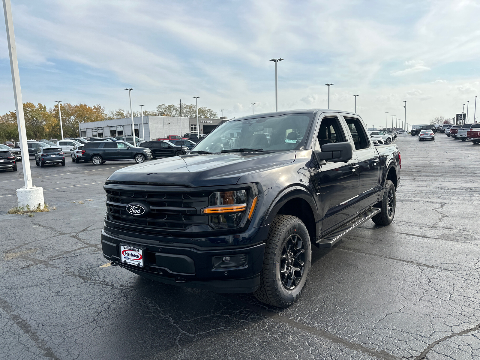 2024 Ford F-150 XLT 4WD SuperCrew 5.5 Box 4