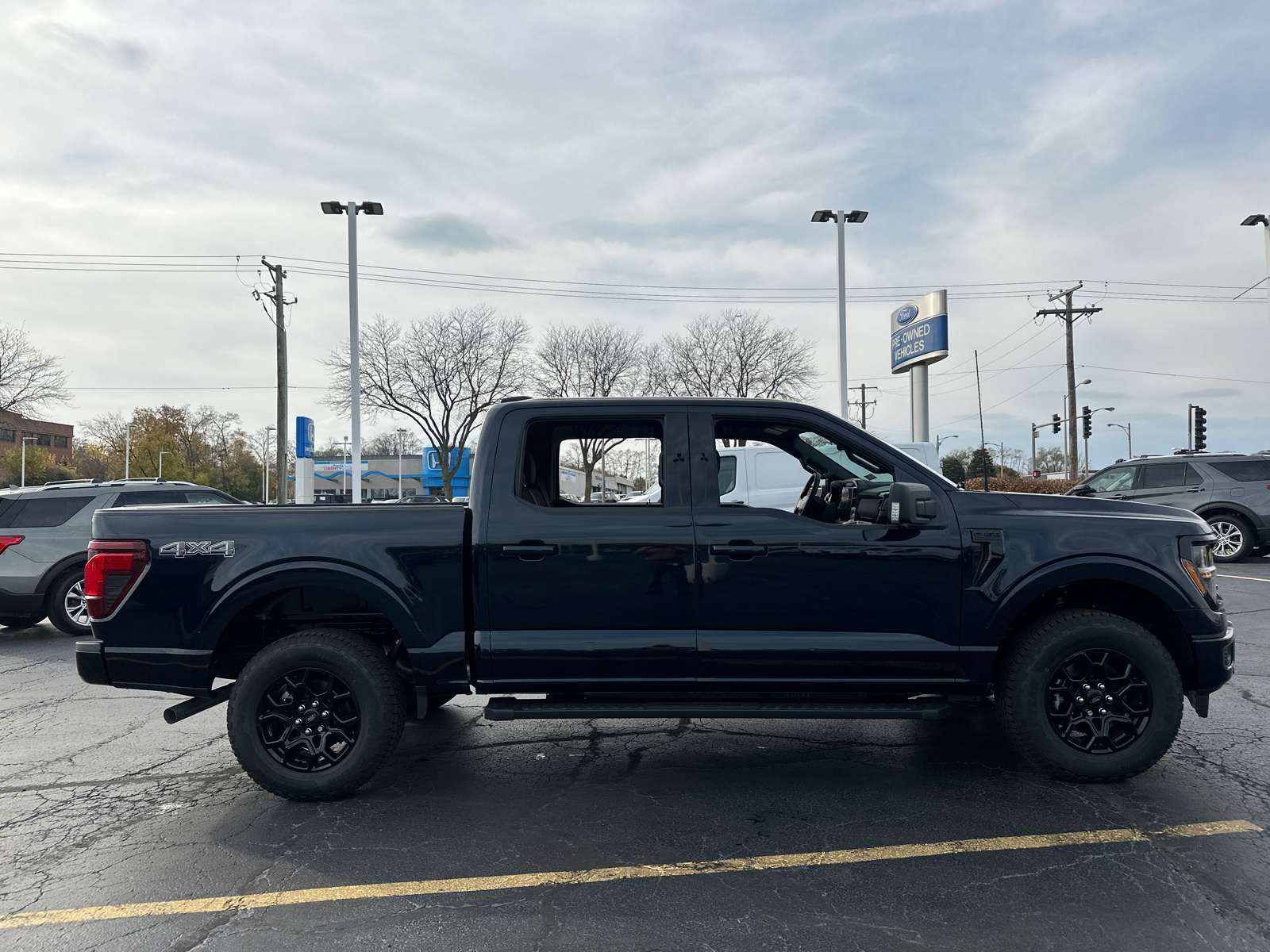 2024 Ford F-150 XLT 4WD SuperCrew 5.5 Box 9