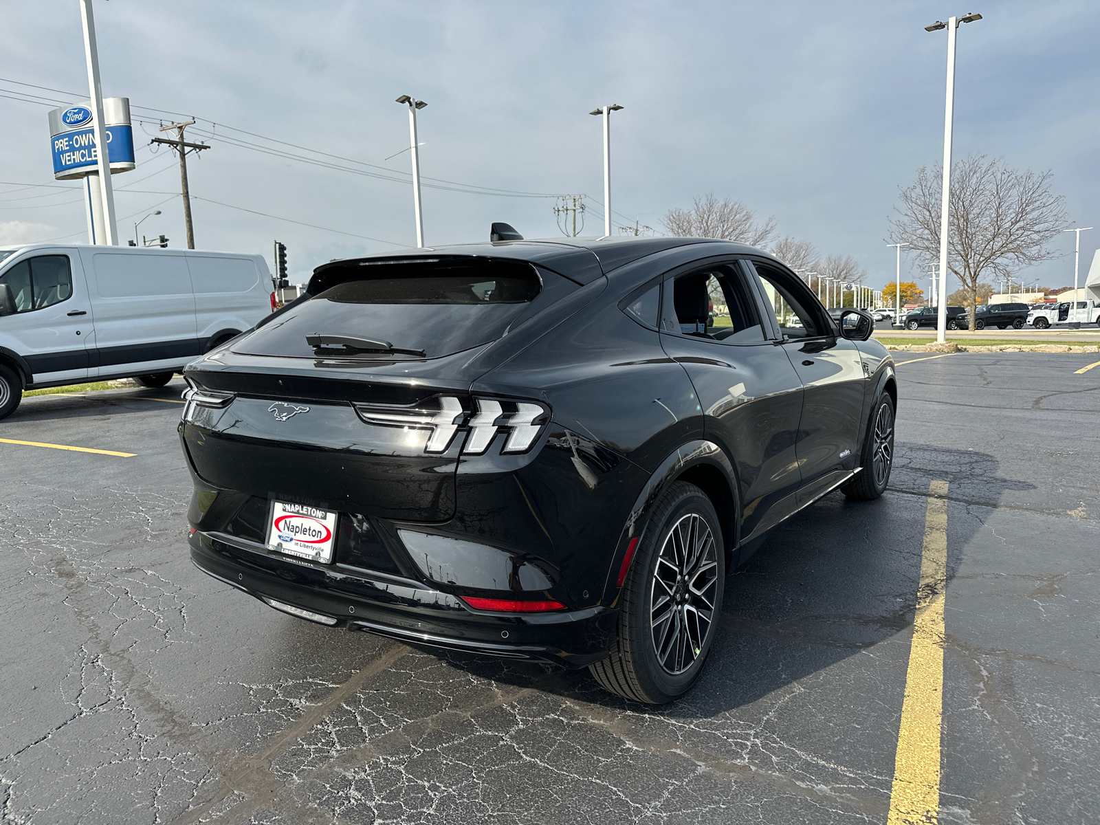 2024 Ford Mustang Mach-E Premium 8