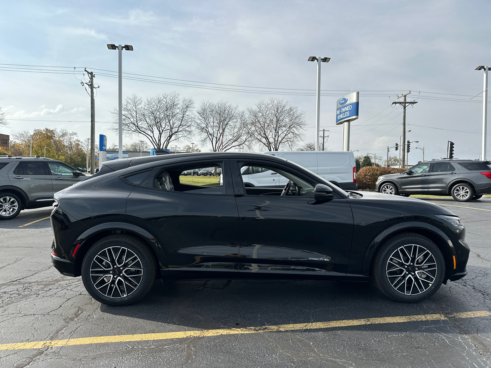 2024 Ford Mustang Mach-E Premium 9