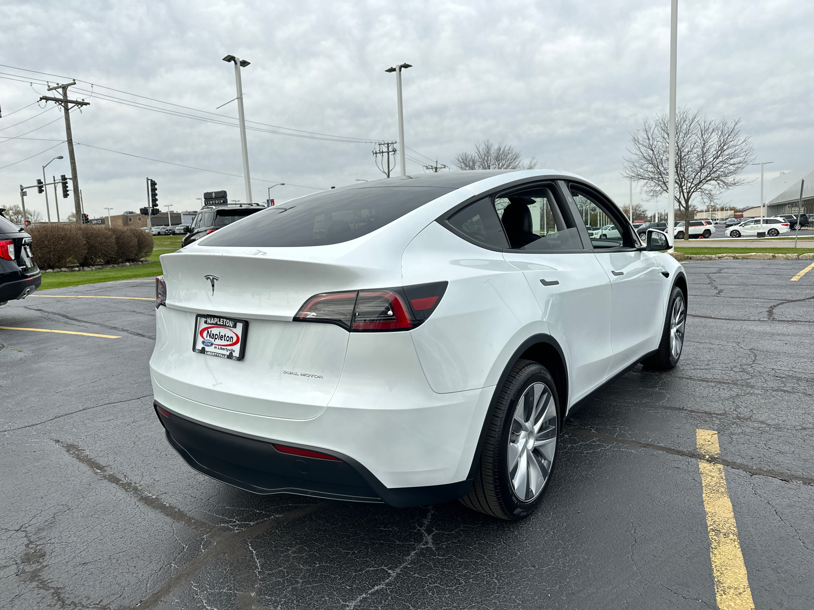 2024 Tesla Model Y Long Range 8