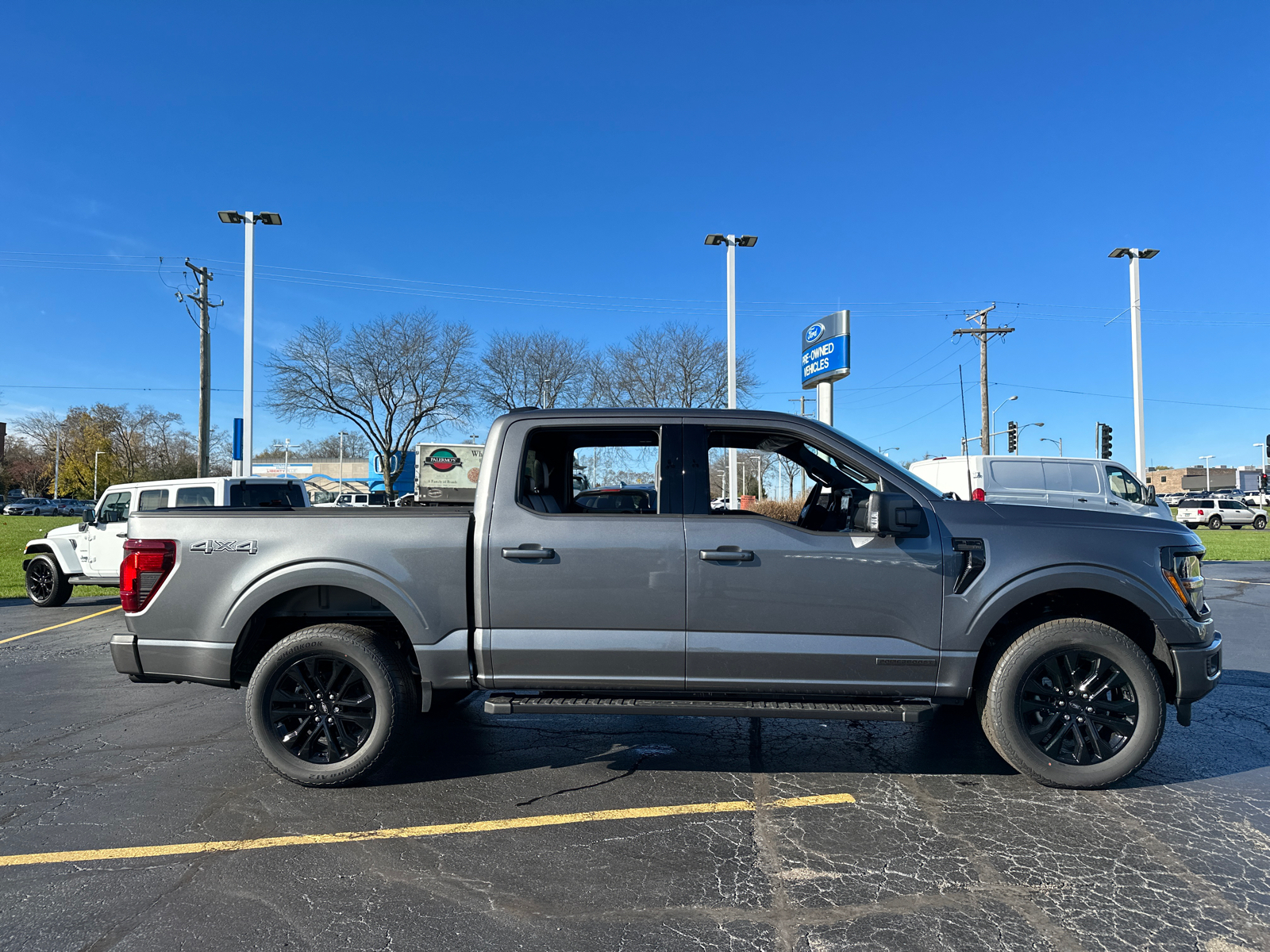 2024 Ford F-150 XLT 4WD SuperCrew 5.5 Box 9