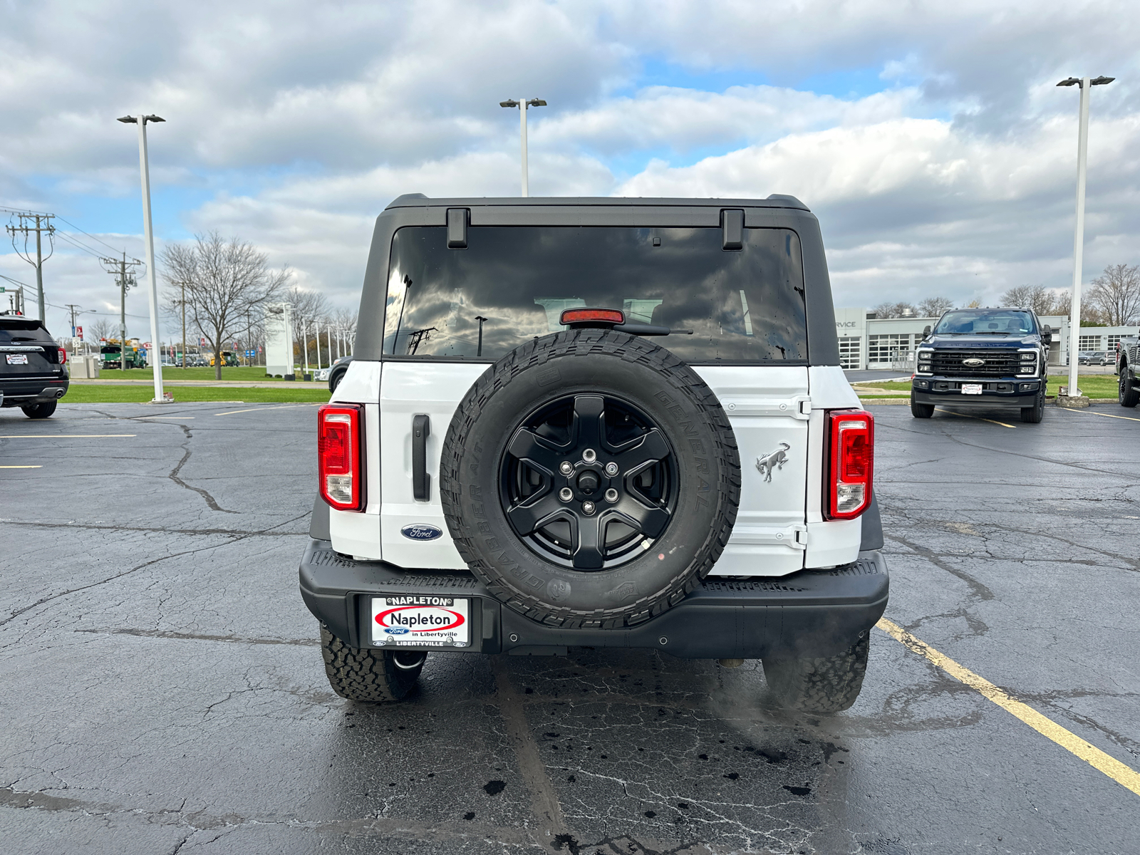 2024 Ford Bronco Black Diamond 7