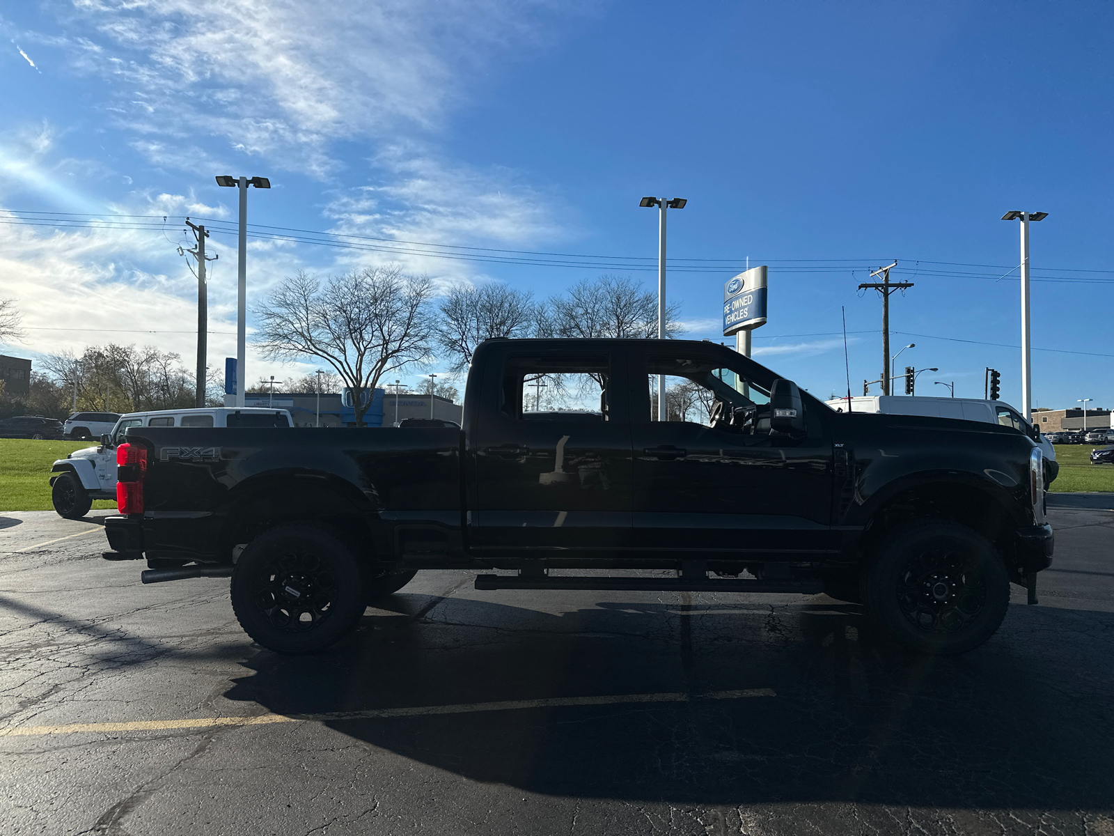 2024 Ford Super Duty F-250 SRW XLT 4WD Crew Cab 6.75 Box 9