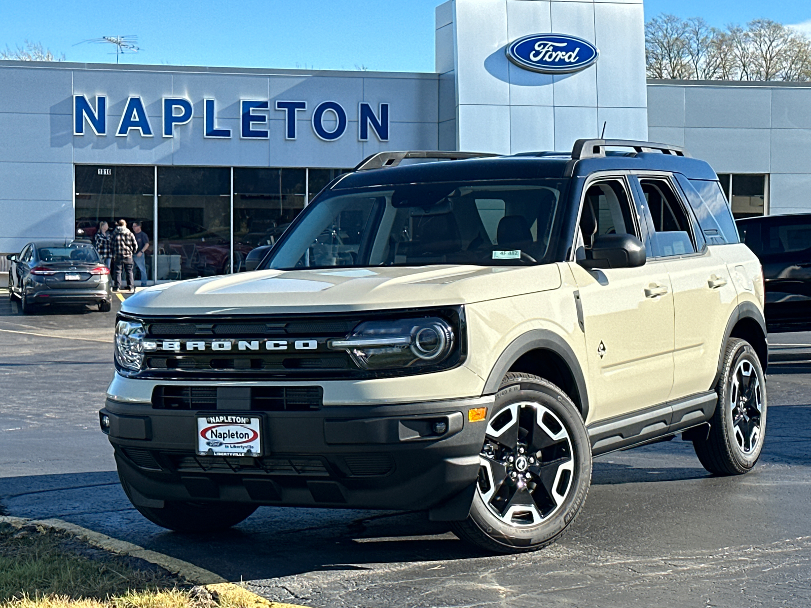 2024 Ford Bronco Sport Outer Banks 1