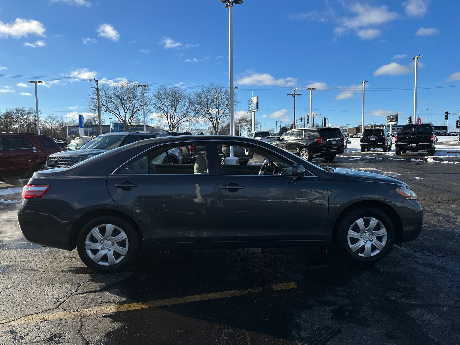 2009 Toyota Camry LE 9