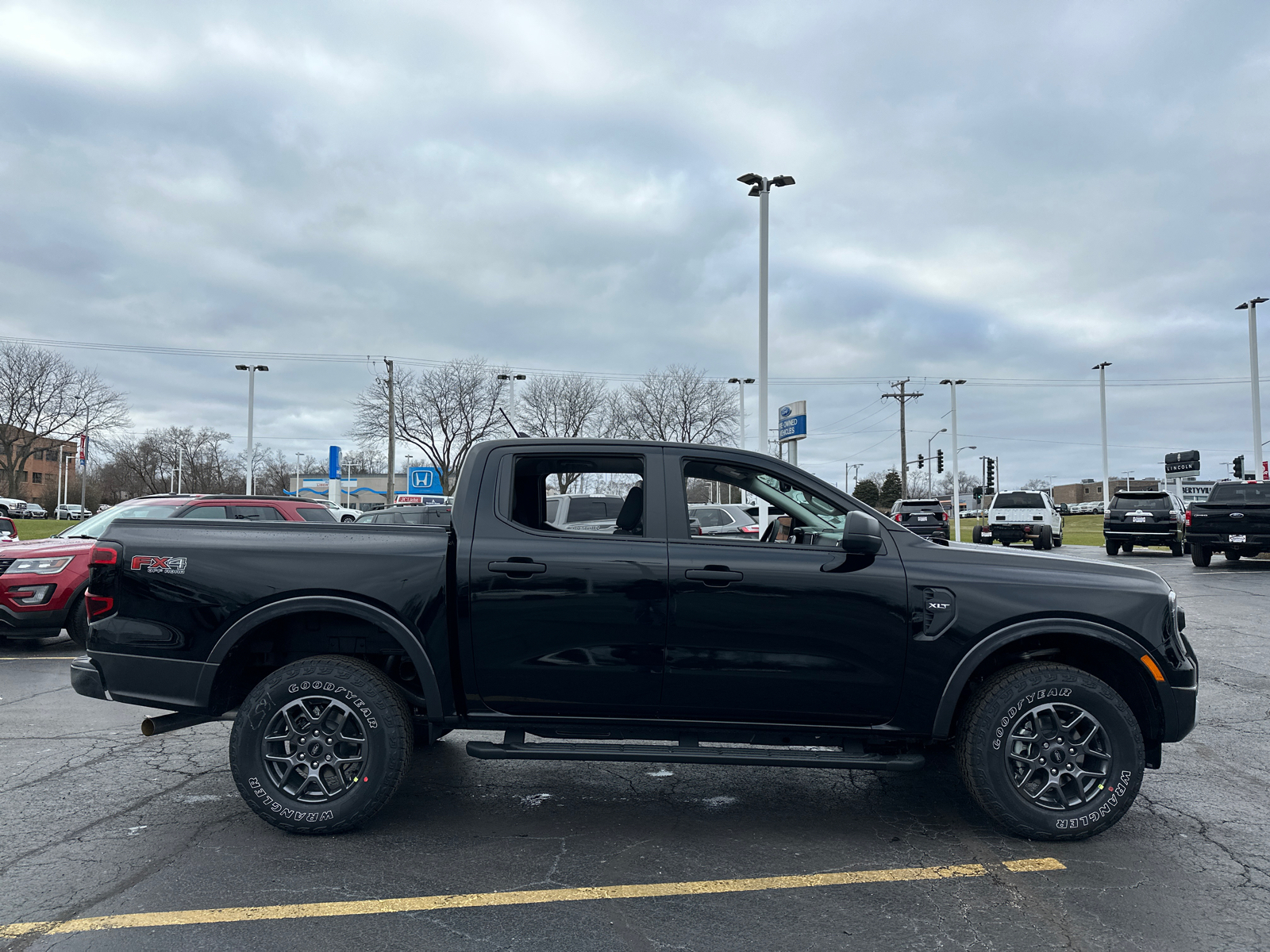 2024 Ford Ranger XLT 4WD SuperCrew 5 Box 9