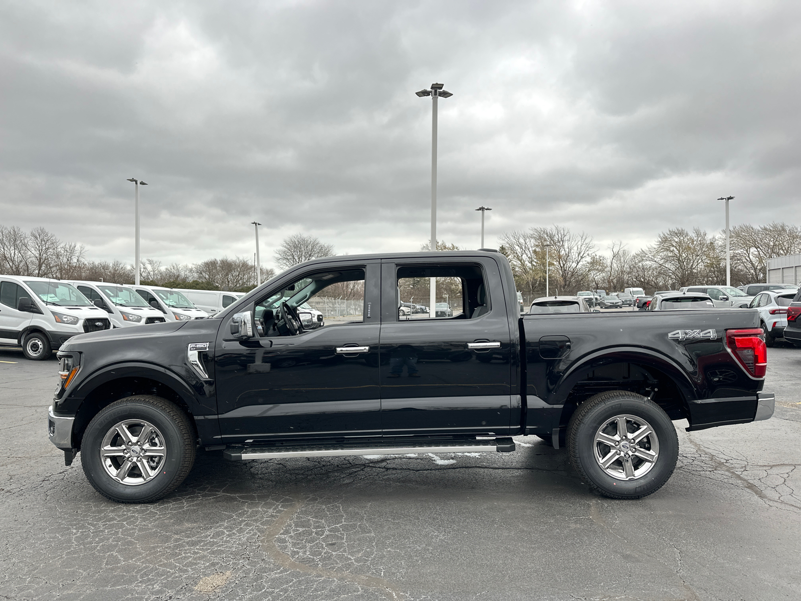 2024 Ford F-150 XLT 4WD SuperCrew 5.5 Box 5