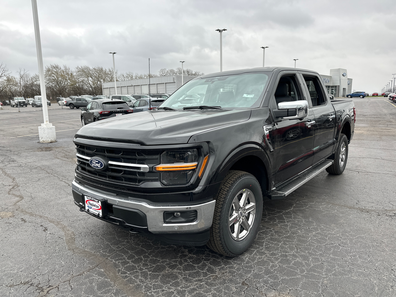 2024 Ford F-150 XLT 4WD SuperCrew 5.5 Box 4