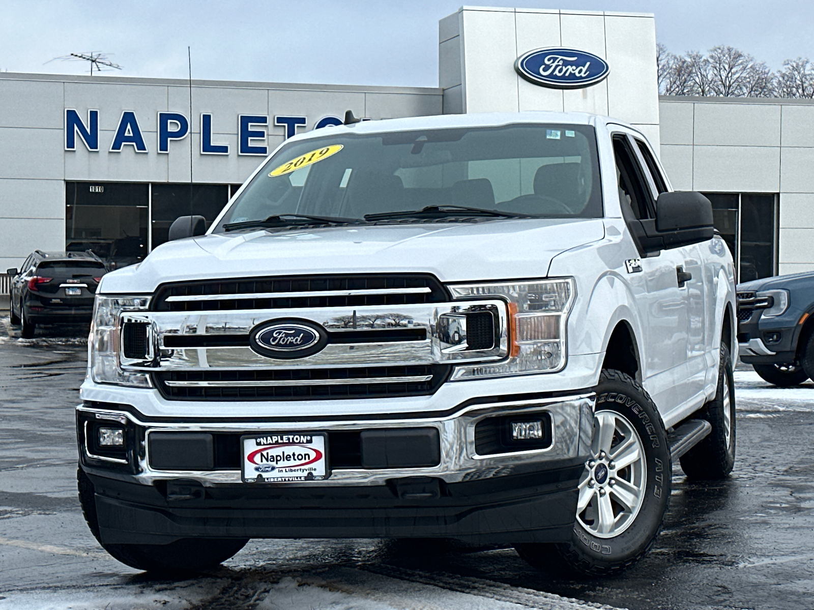 2019 Ford F-150 XLT 1