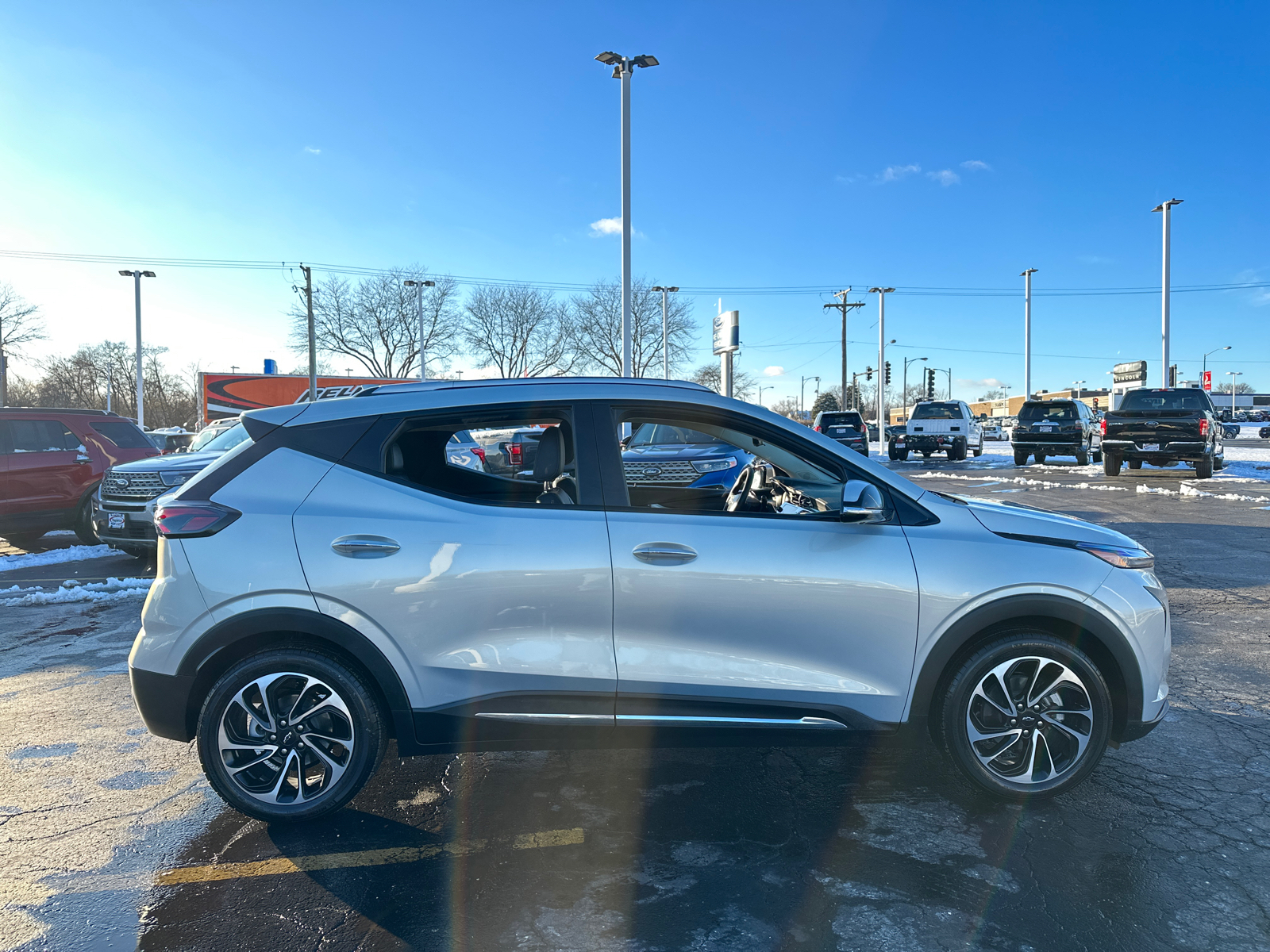 2023 Chevrolet Bolt EUV Premier 9