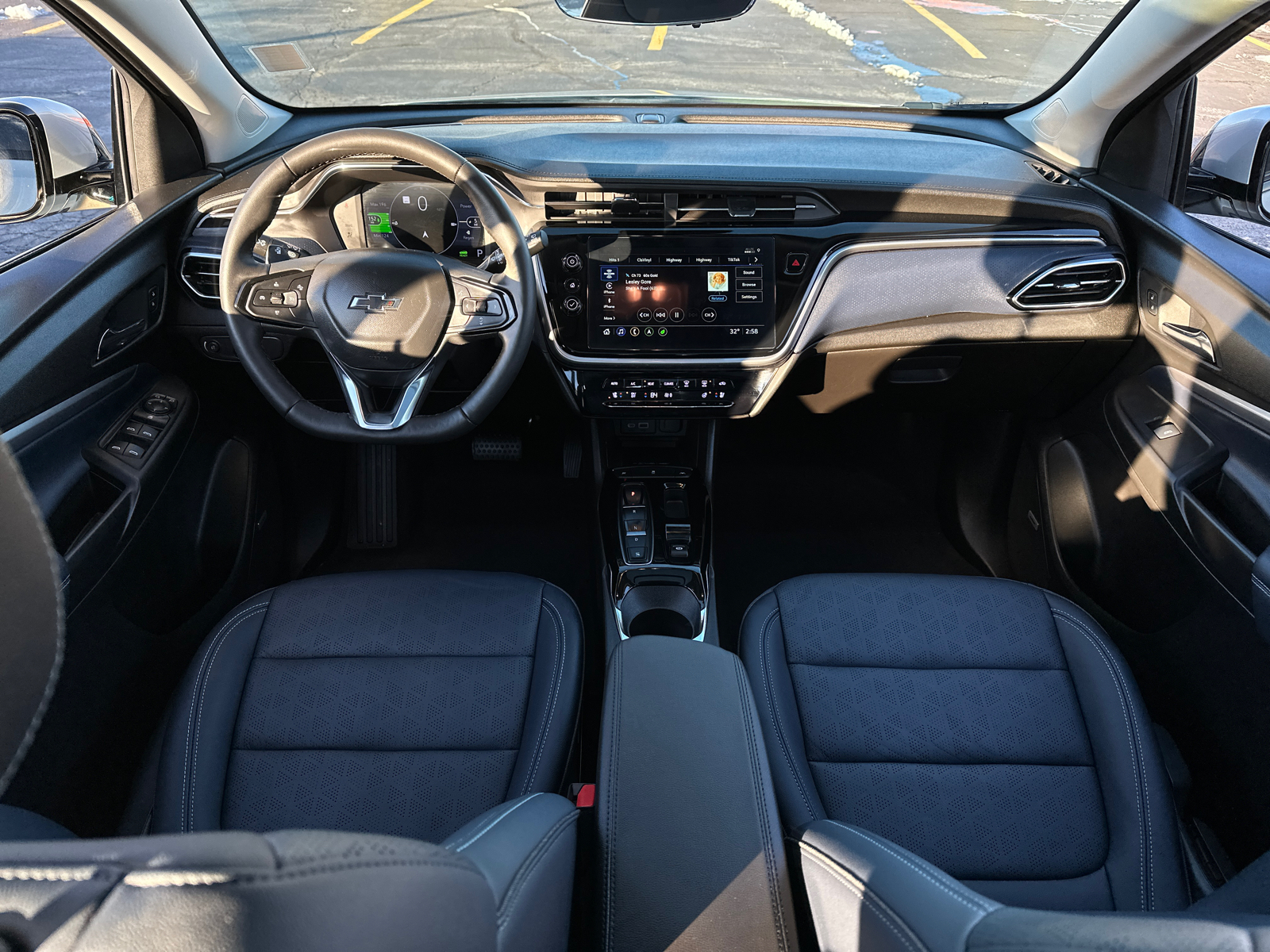 2023 Chevrolet Bolt EUV Premier 15