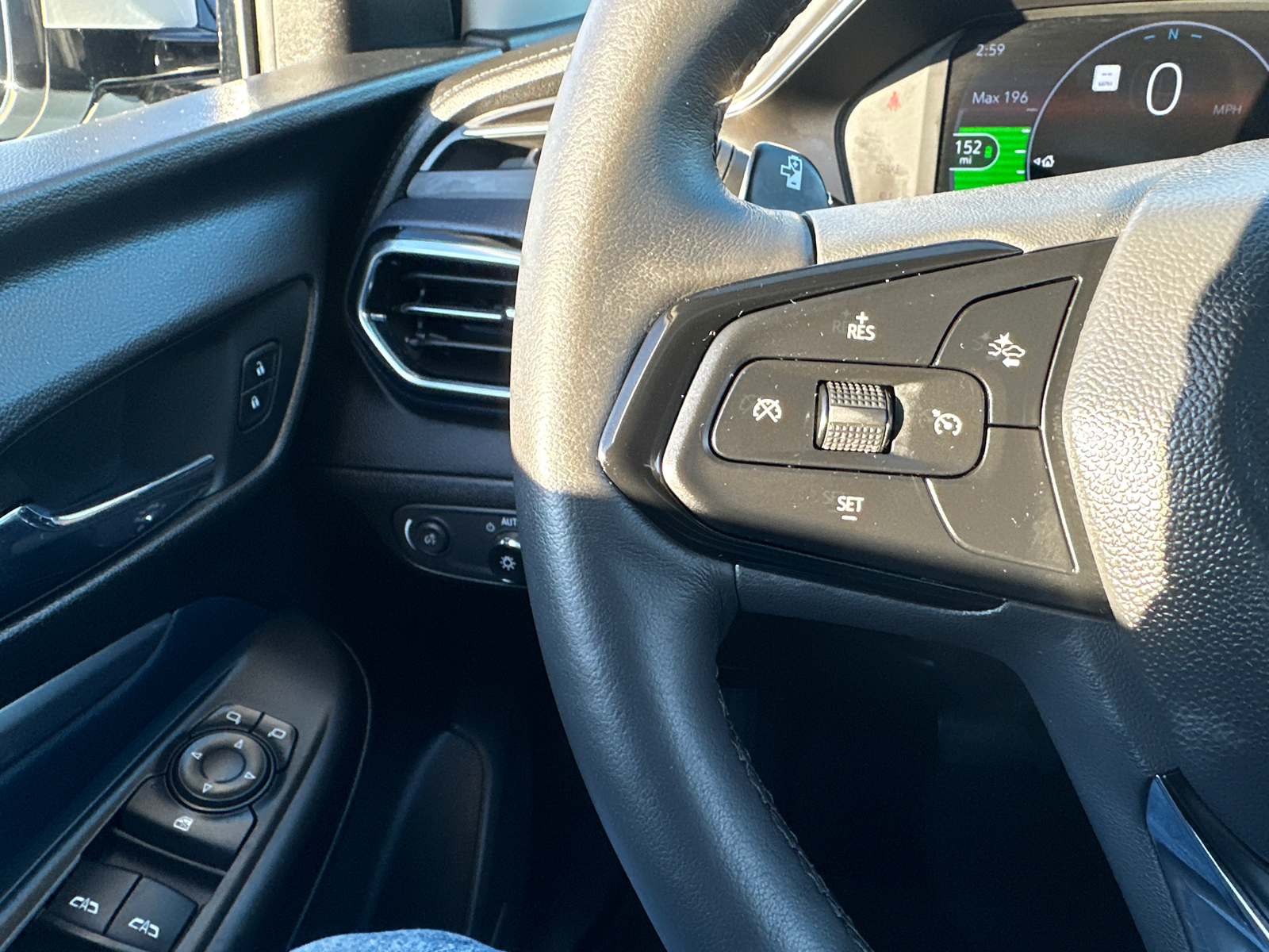 2023 Chevrolet Bolt EUV Premier 19