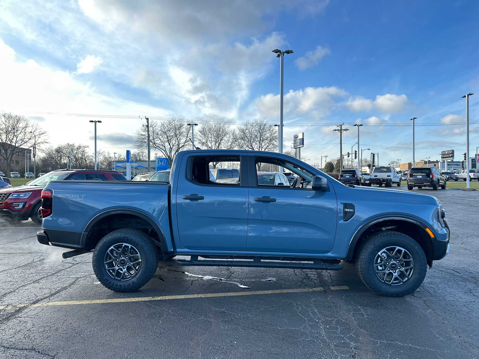 2024 Ford Ranger XLT 4WD SuperCrew 5 Box 9