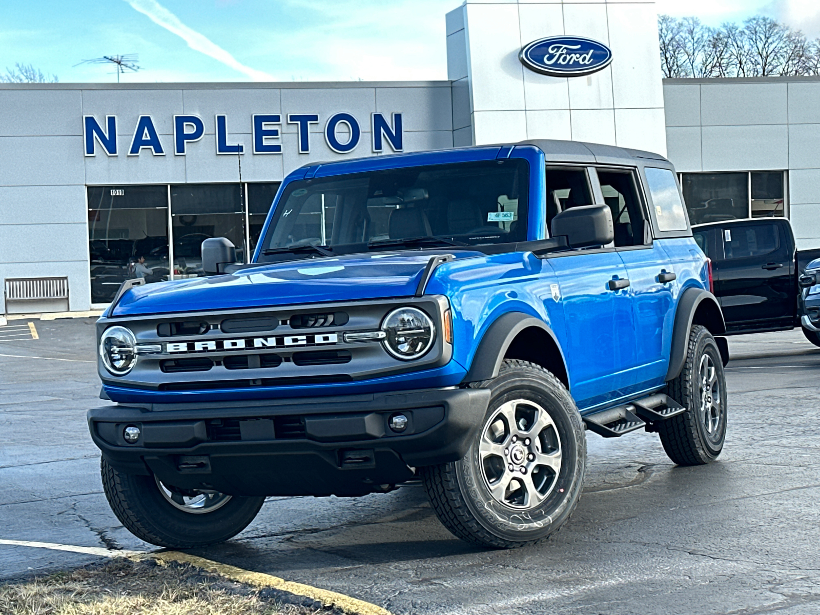 2024 Ford Bronco Big Bend 2