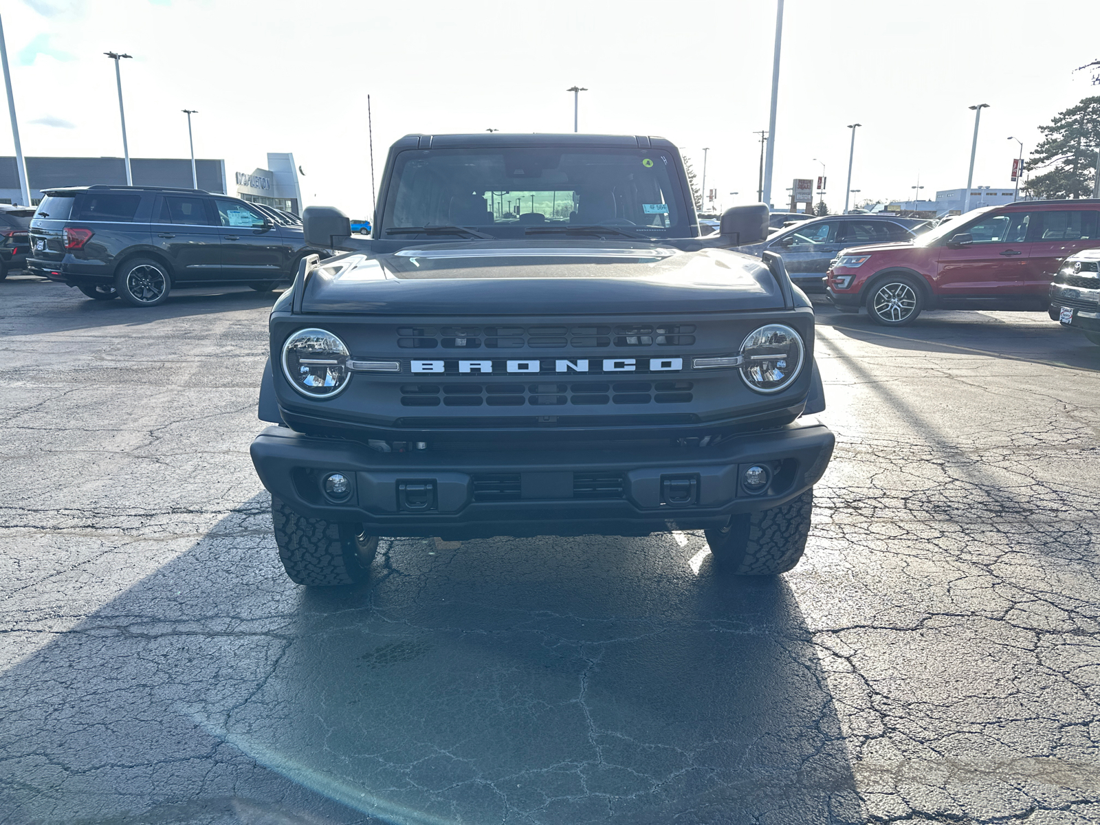 2024 Ford Bronco Black Diamond 3