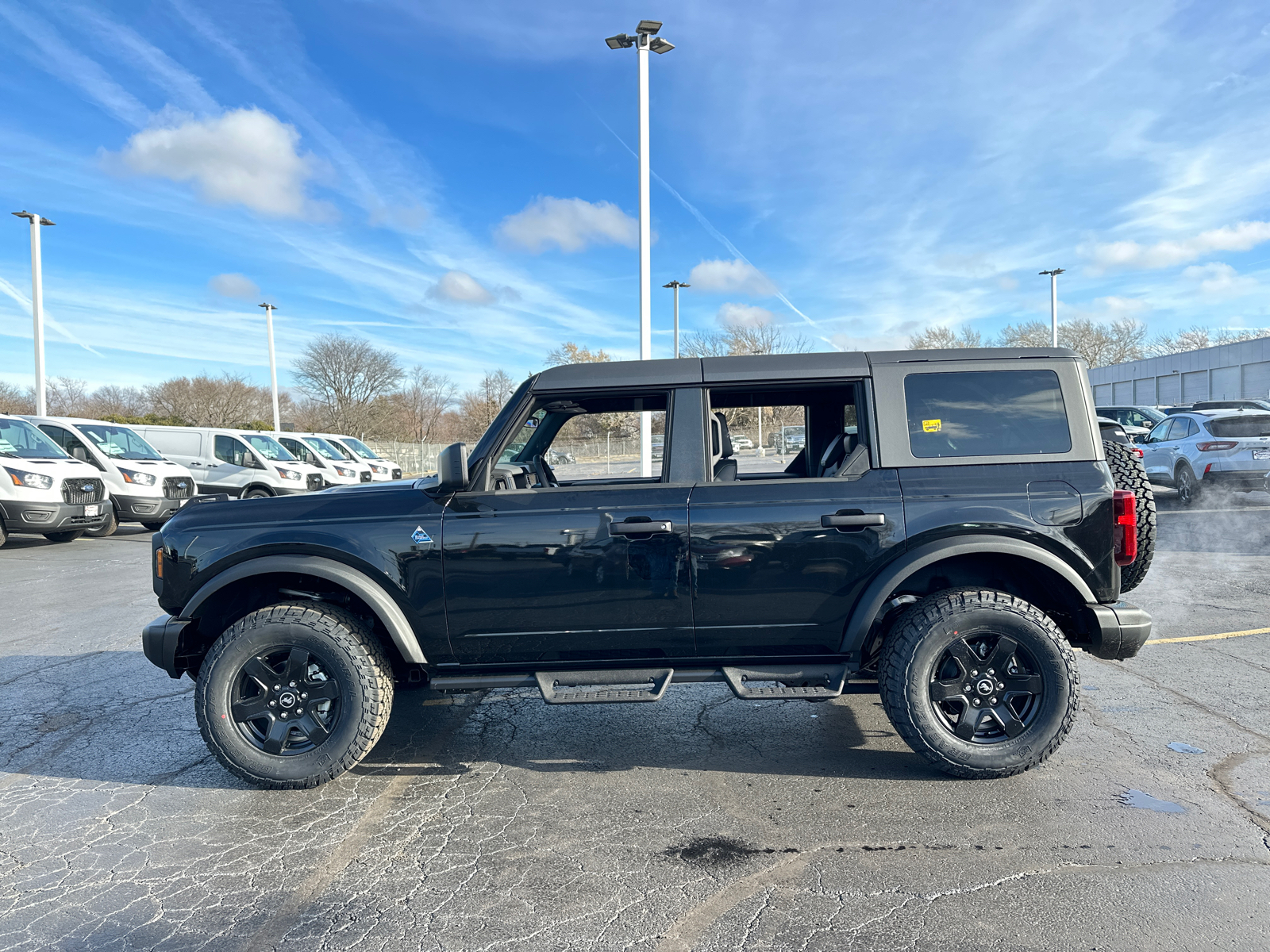 2024 Ford Bronco Black Diamond 5