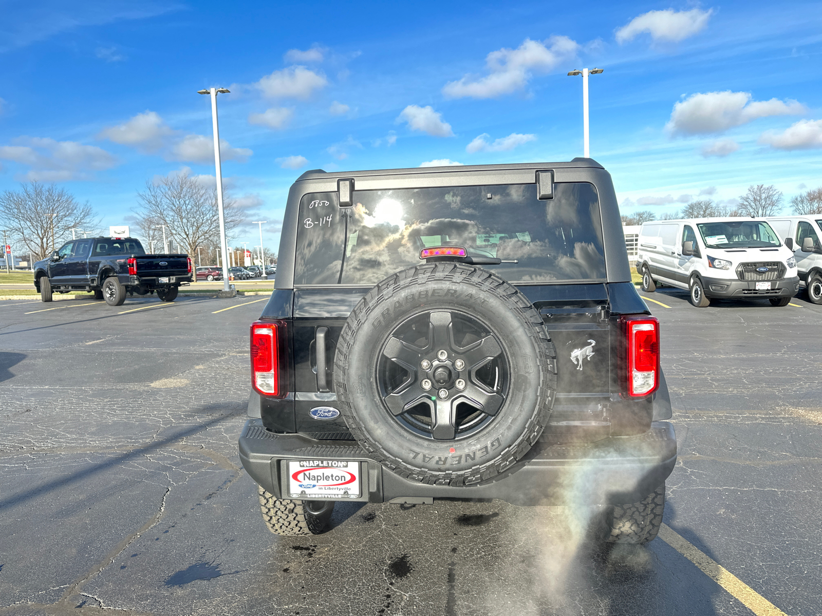 2024 Ford Bronco Black Diamond 7