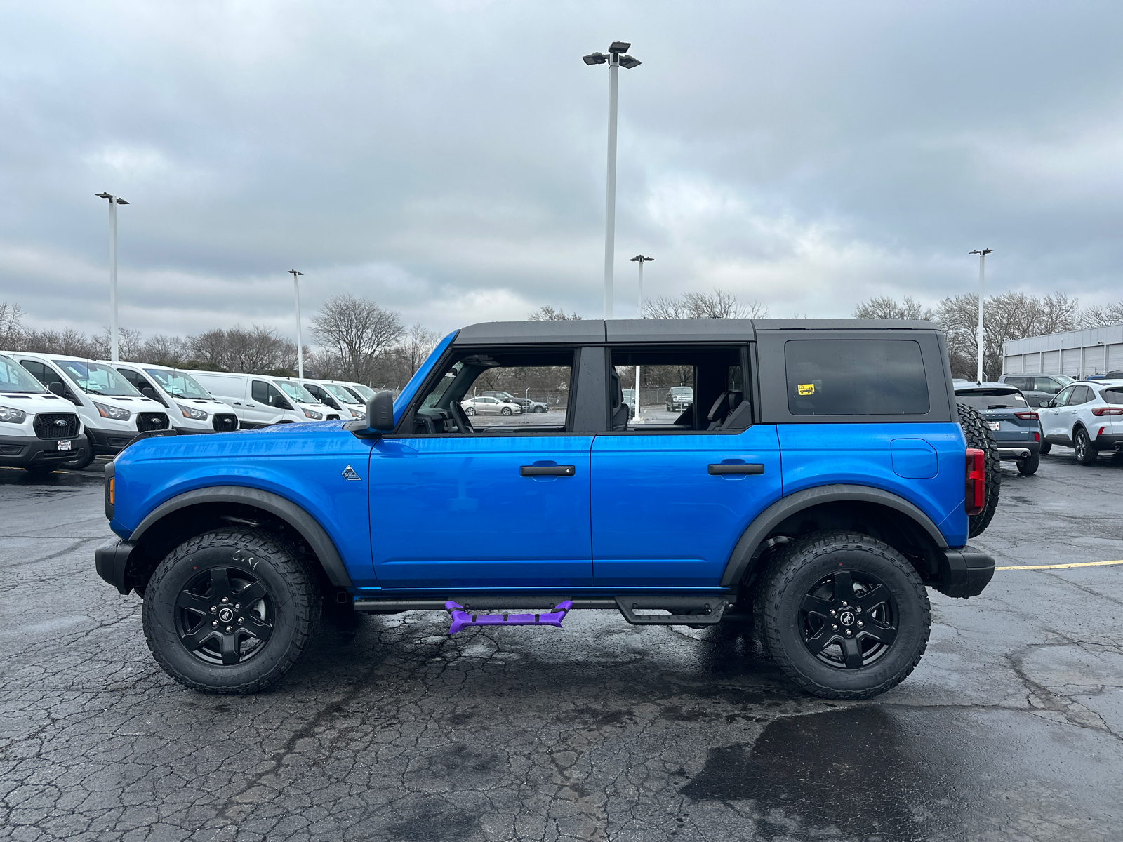 2024 Ford Bronco Black Diamond 5