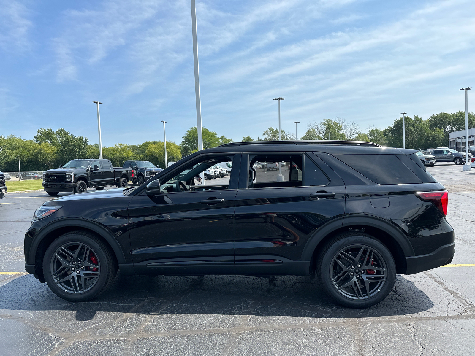 2025 Ford Explorer ST 5